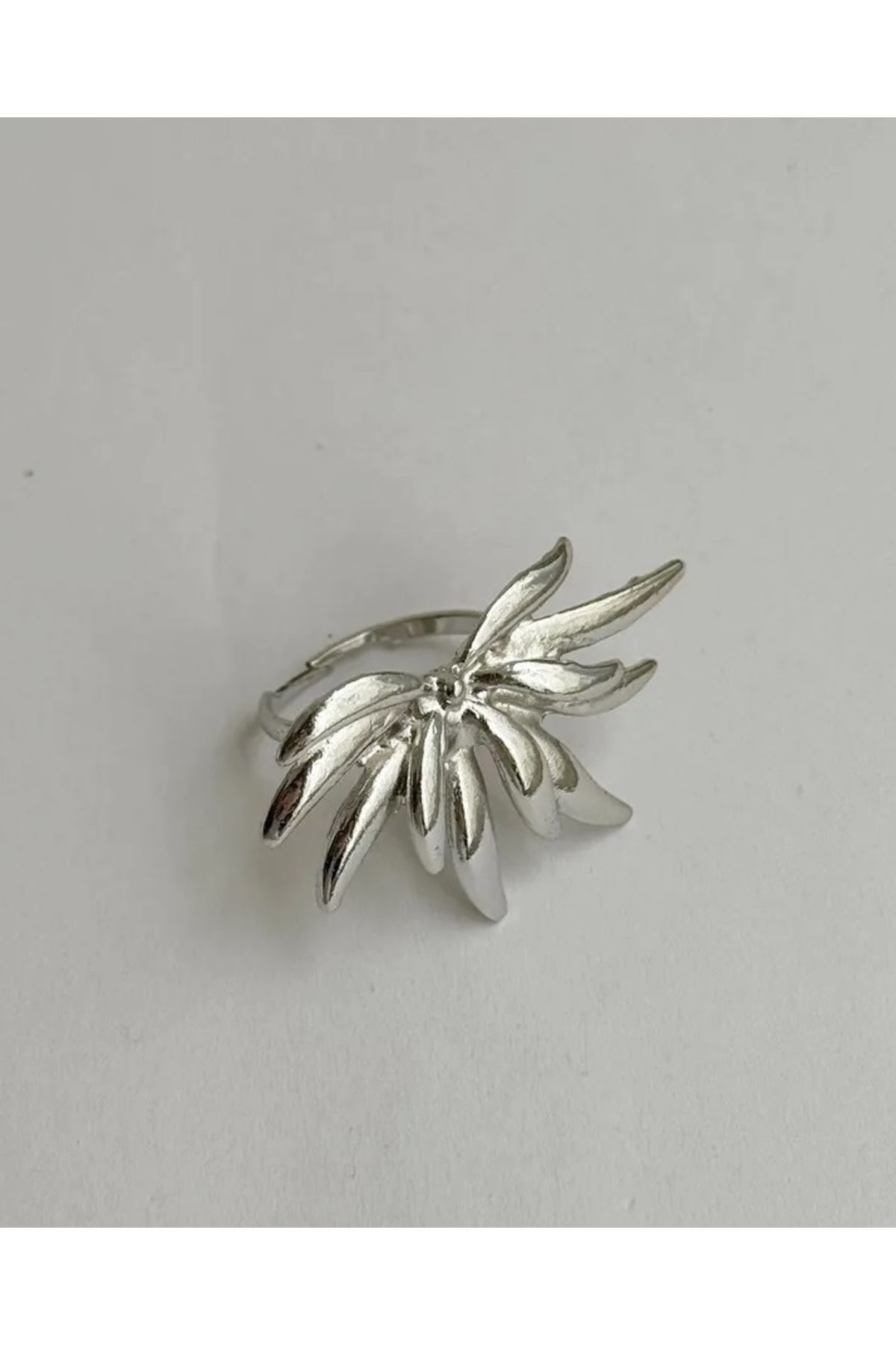 Gümüş Ayarlanabilir Yarım Çiçek Yüzük 4cm