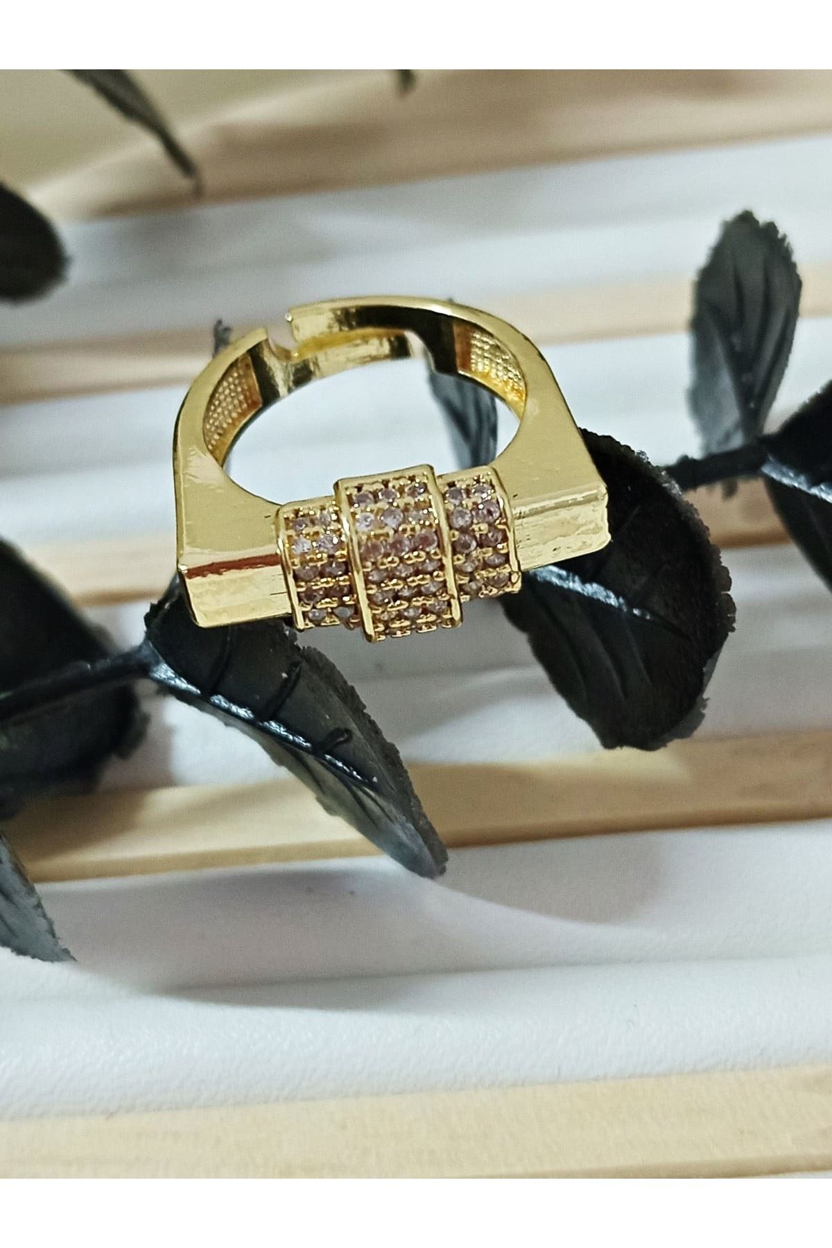 Gold Köşeli Ayarlanabilir Çelik Yüzük