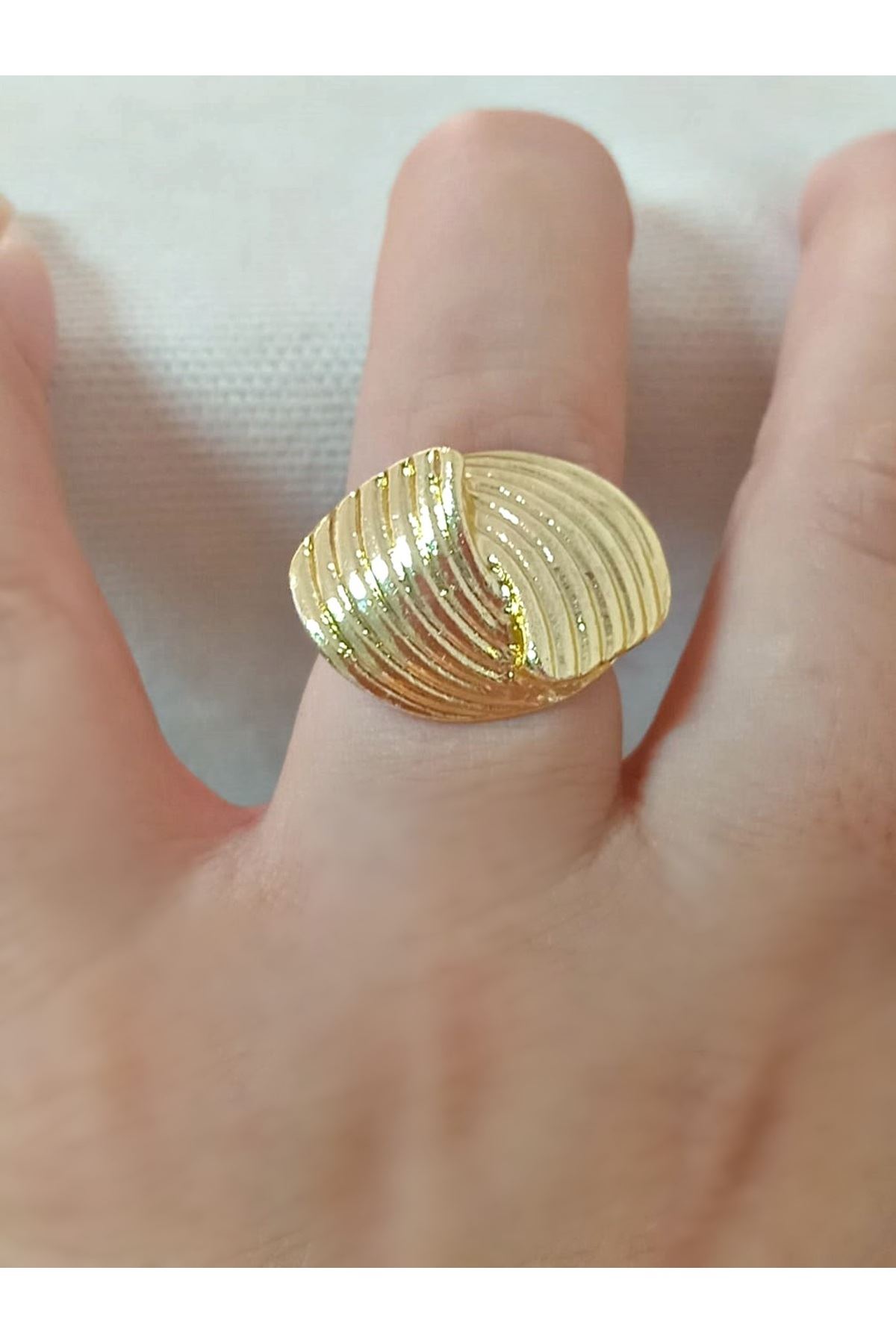Gold Şekilsiz Ayarlanabilir Şık Yüzük