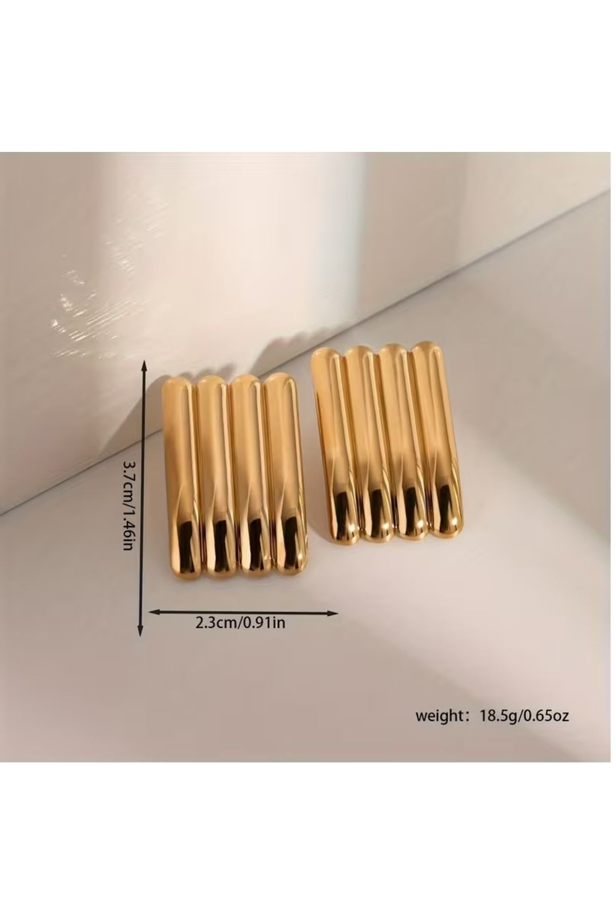 Gold Dörtgen Plaka Kadın Küpe