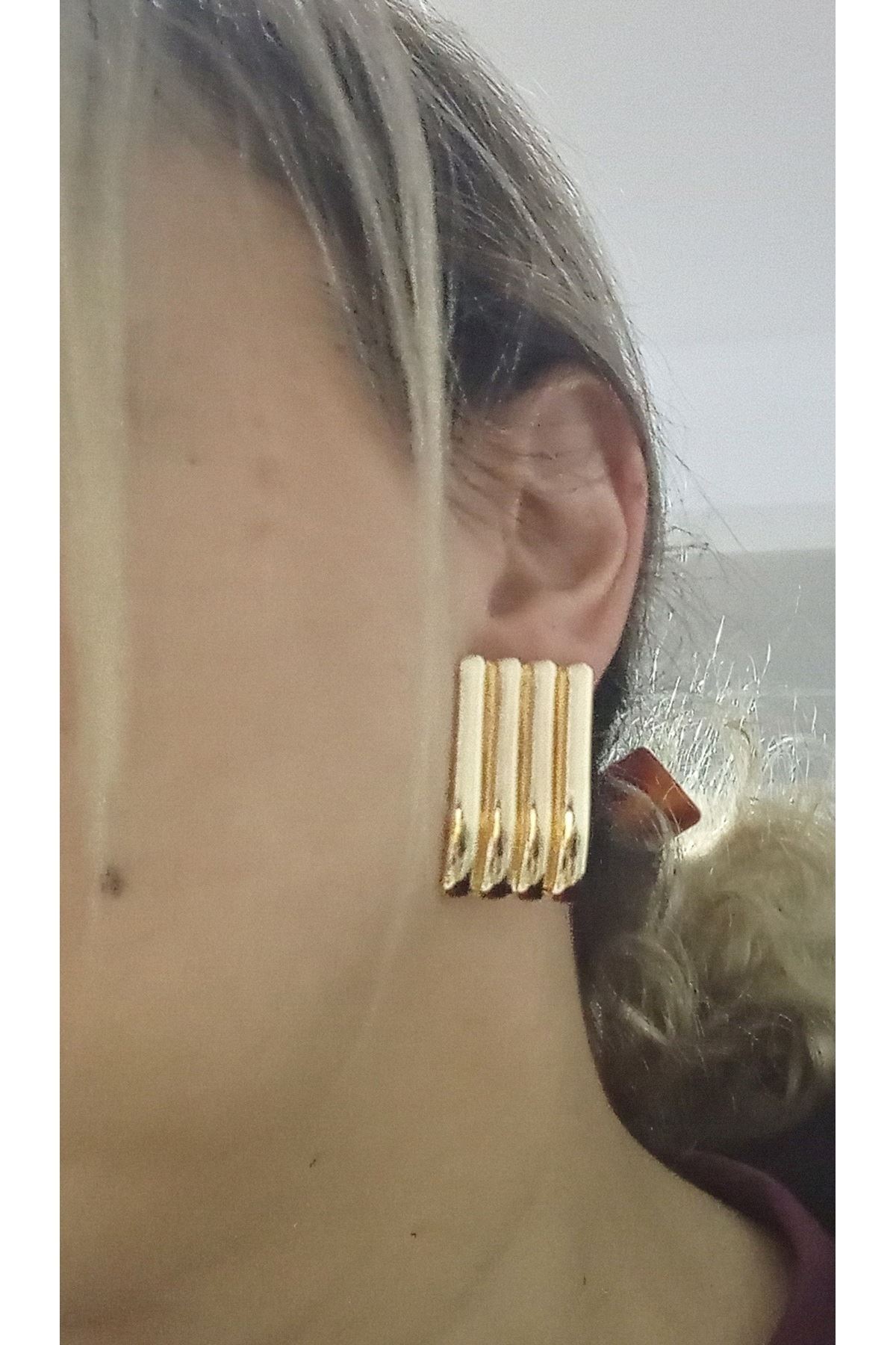 Gold Dörtgen Plaka Kadın Küpe
