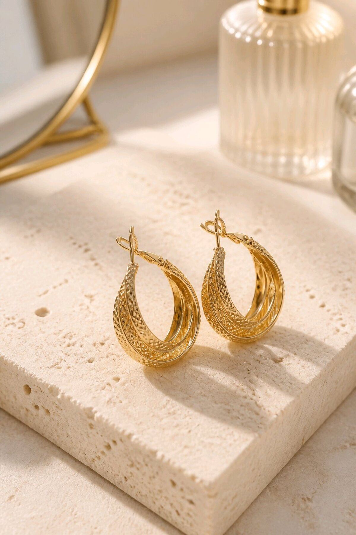 Gold Dokulu Halka Küpe, Çap:2,5 cm