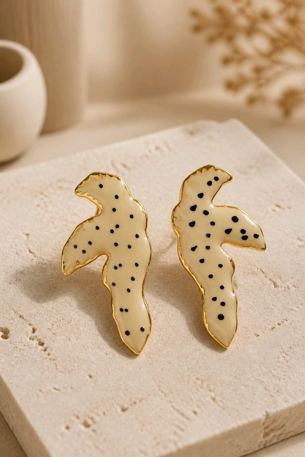 Gold Sarı Mineli Palmiye Küpe, Uzunluk:5 cm, Genişlik: 2,5cm