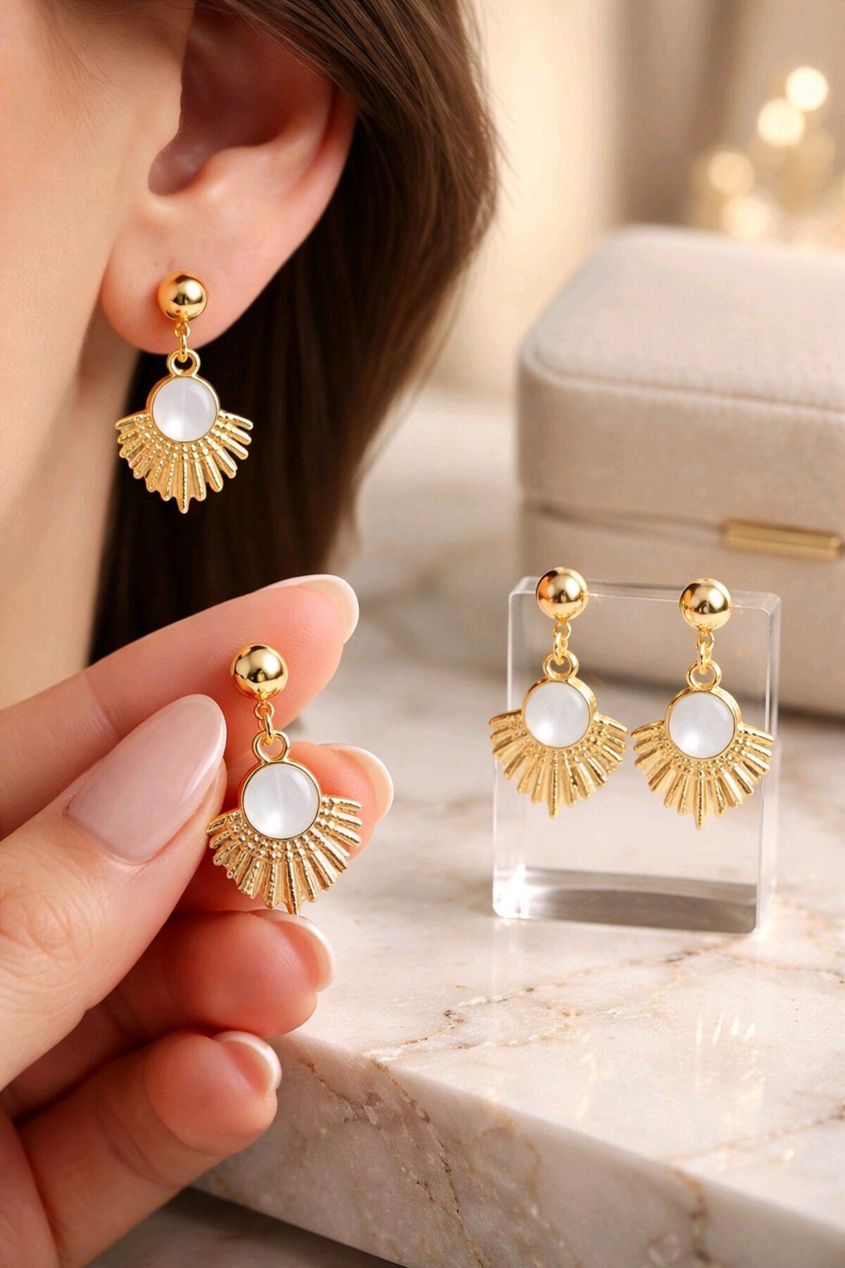Gold Beyaz Mineli Küpe, Çok Hafif