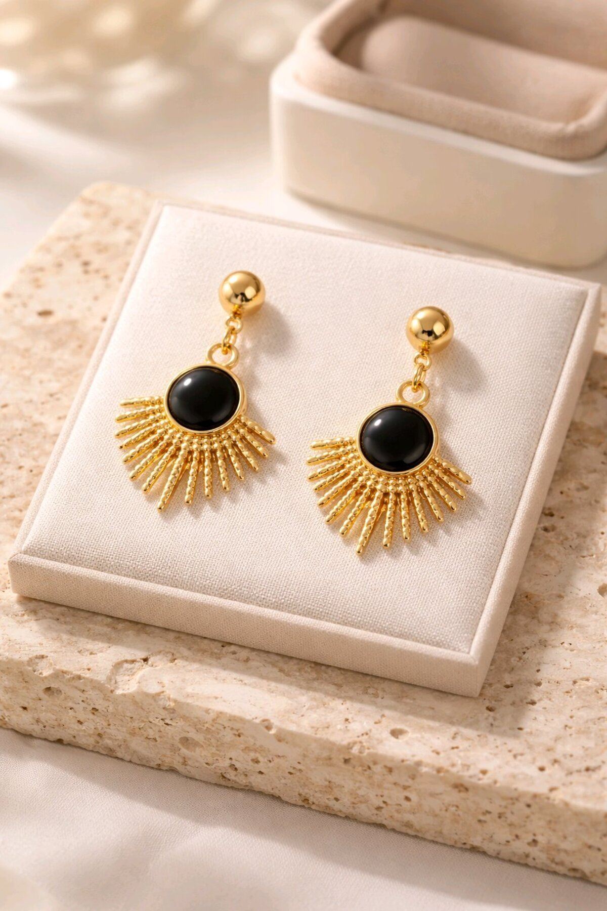 Gold Siyah Mineli Küpe, Çok Hafif