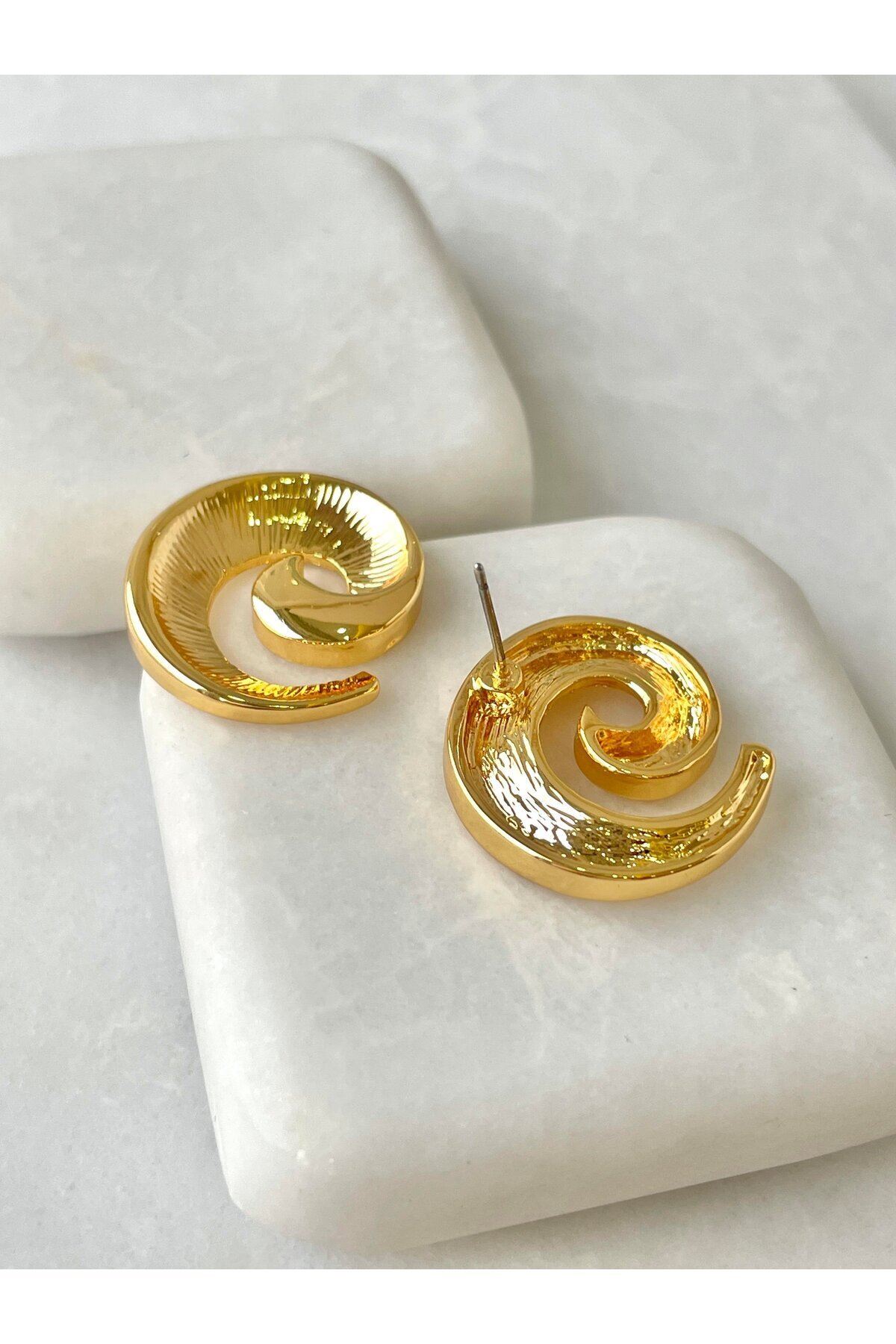 Gold Çizgi Detaylı Sparkle Şık  Kadın Küpe