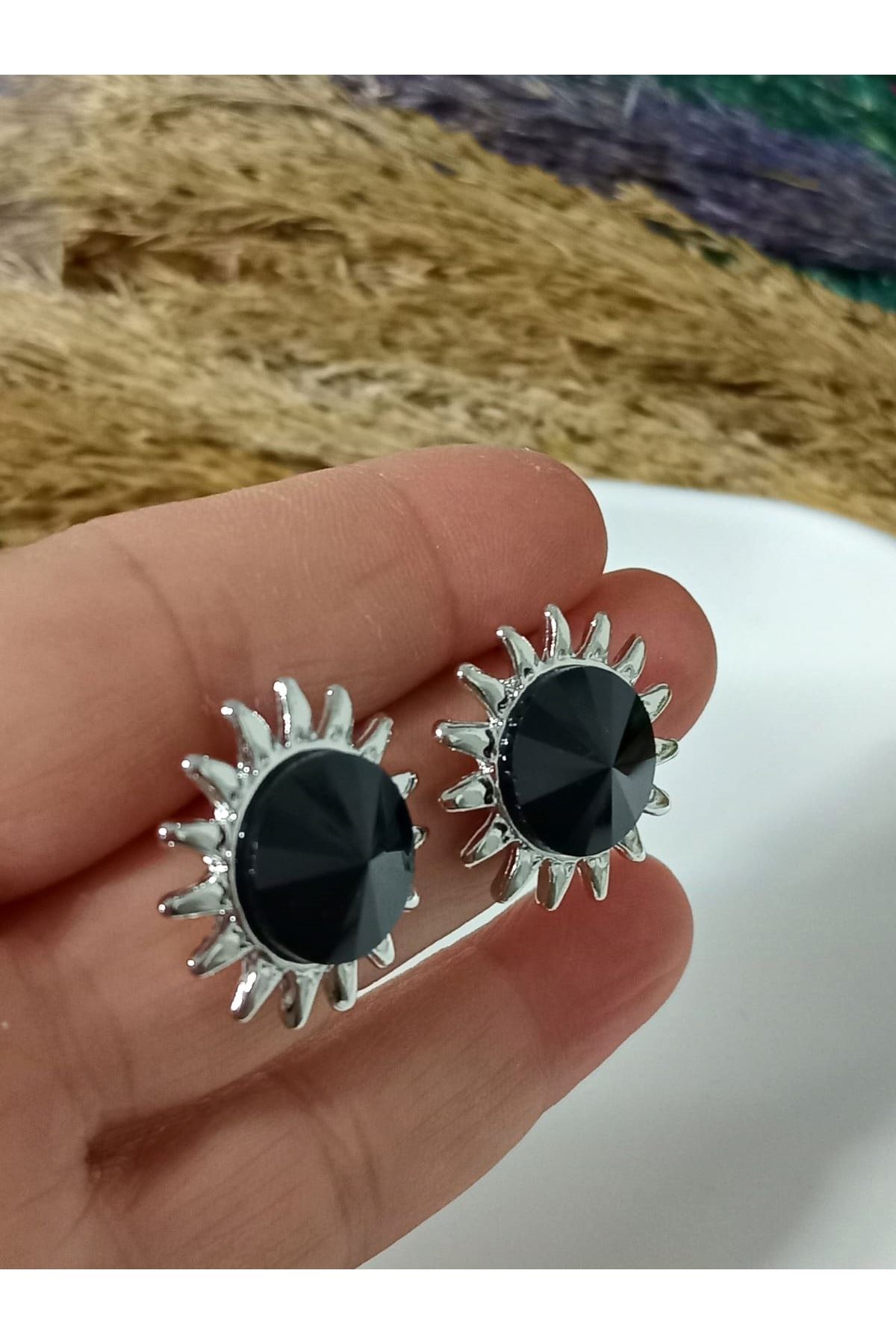 Siyah Taşlı Güneş Abiye Günlük Kadın Küpe