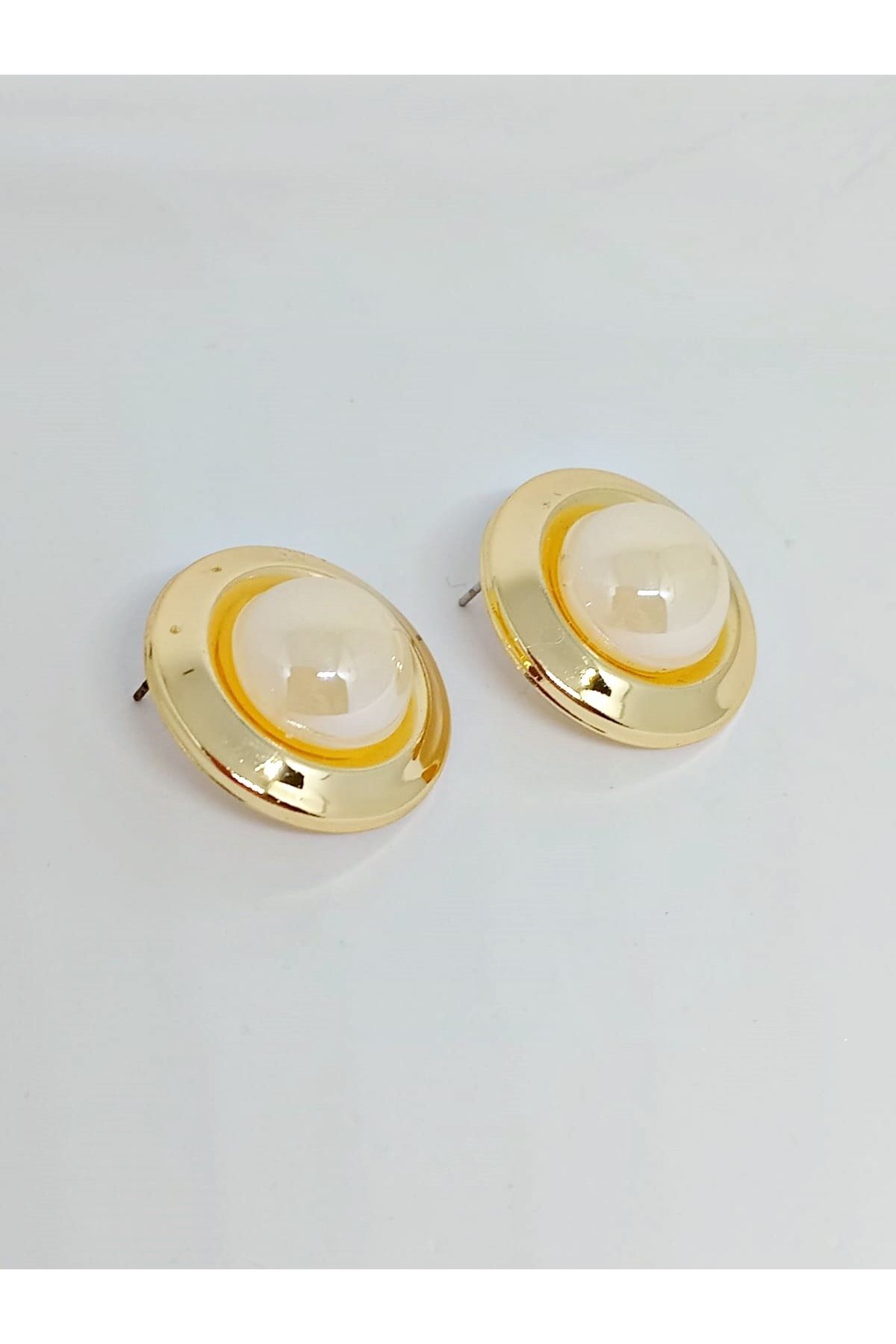 Gold Krem Incili Düğme Kadın Küpe, 2,5cm