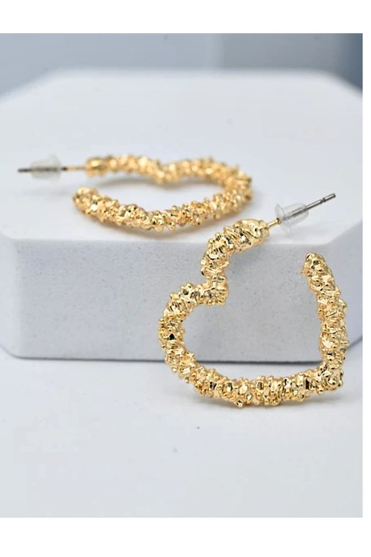 Gold  Kalp Model Şık Halka Küpe