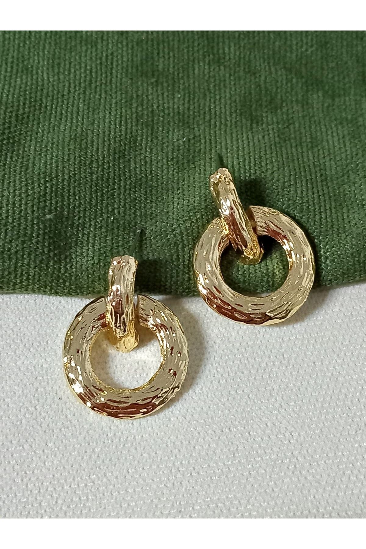 Gold Yuvarlak Şık Halka Hafif Kadın Küpe