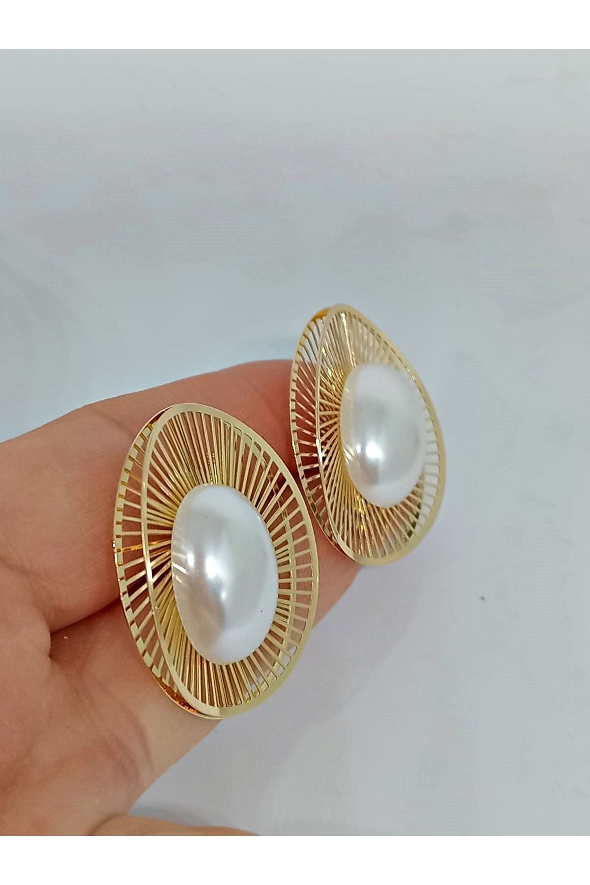 Gold İncili Tasarım Şık Çok Hafif Kadın Küpe