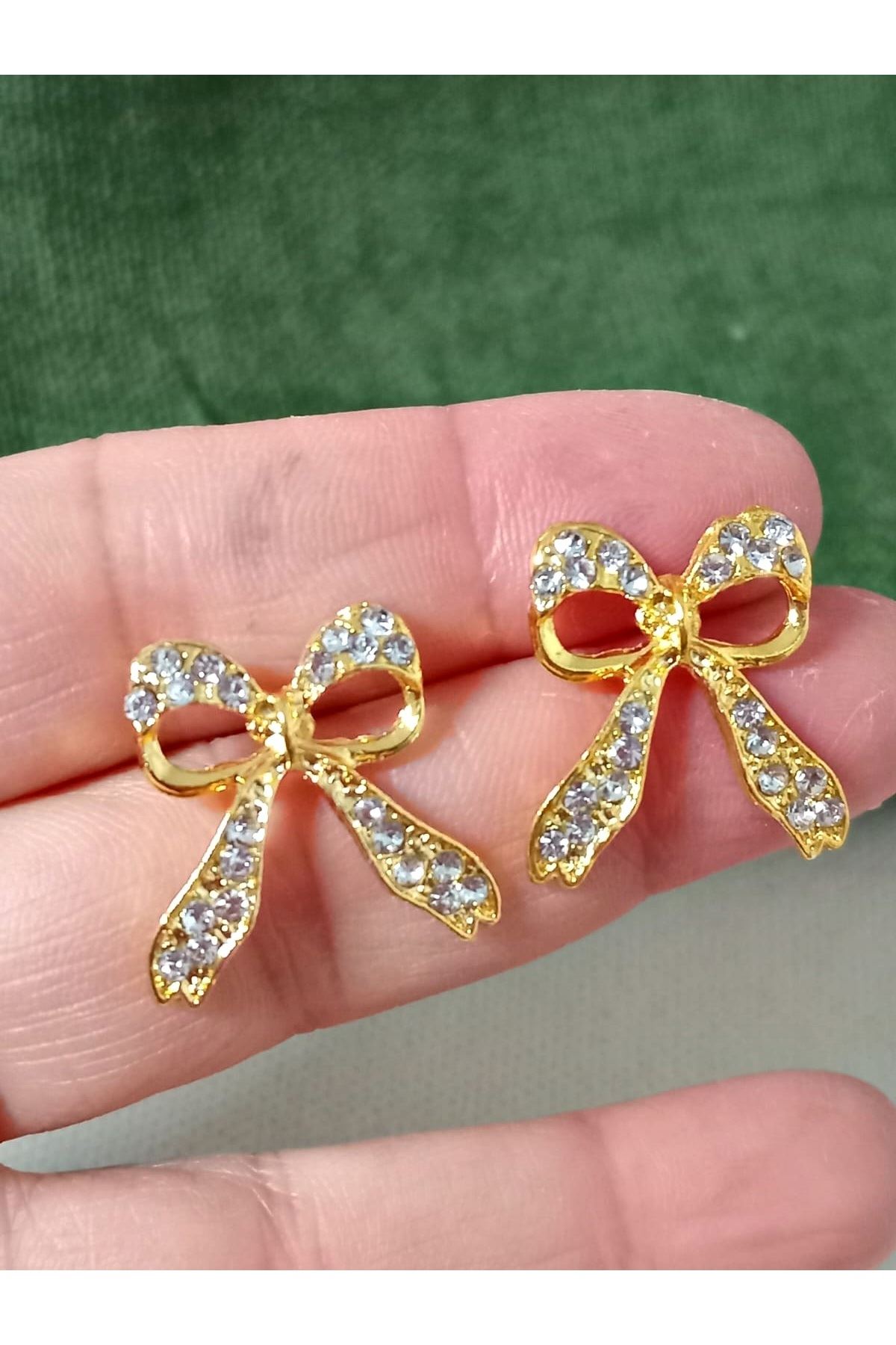 Gold Taşlı Fiyonk Tasarım Küçük Kadın Küpe