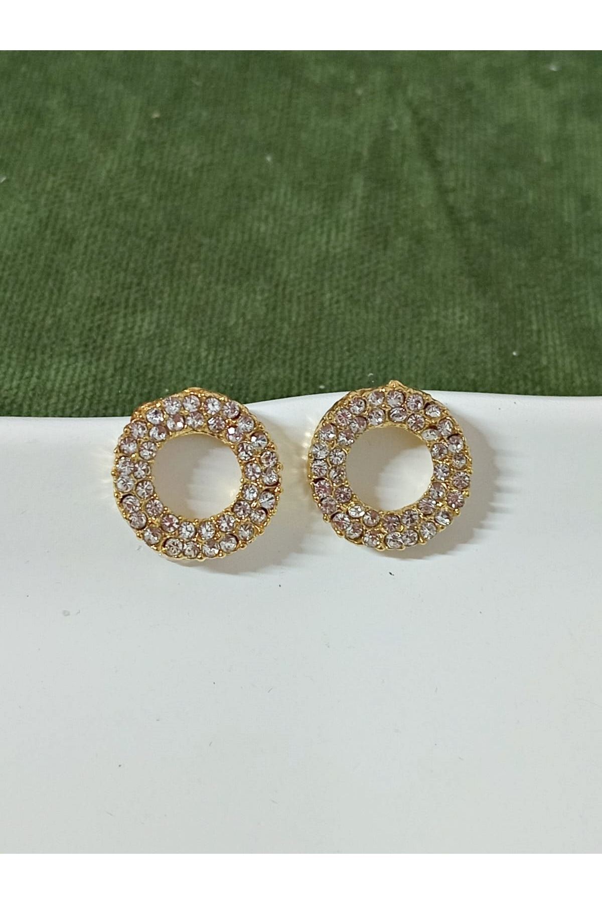 Gold Taşlı Yuvarlak Şık Kadın Küpe