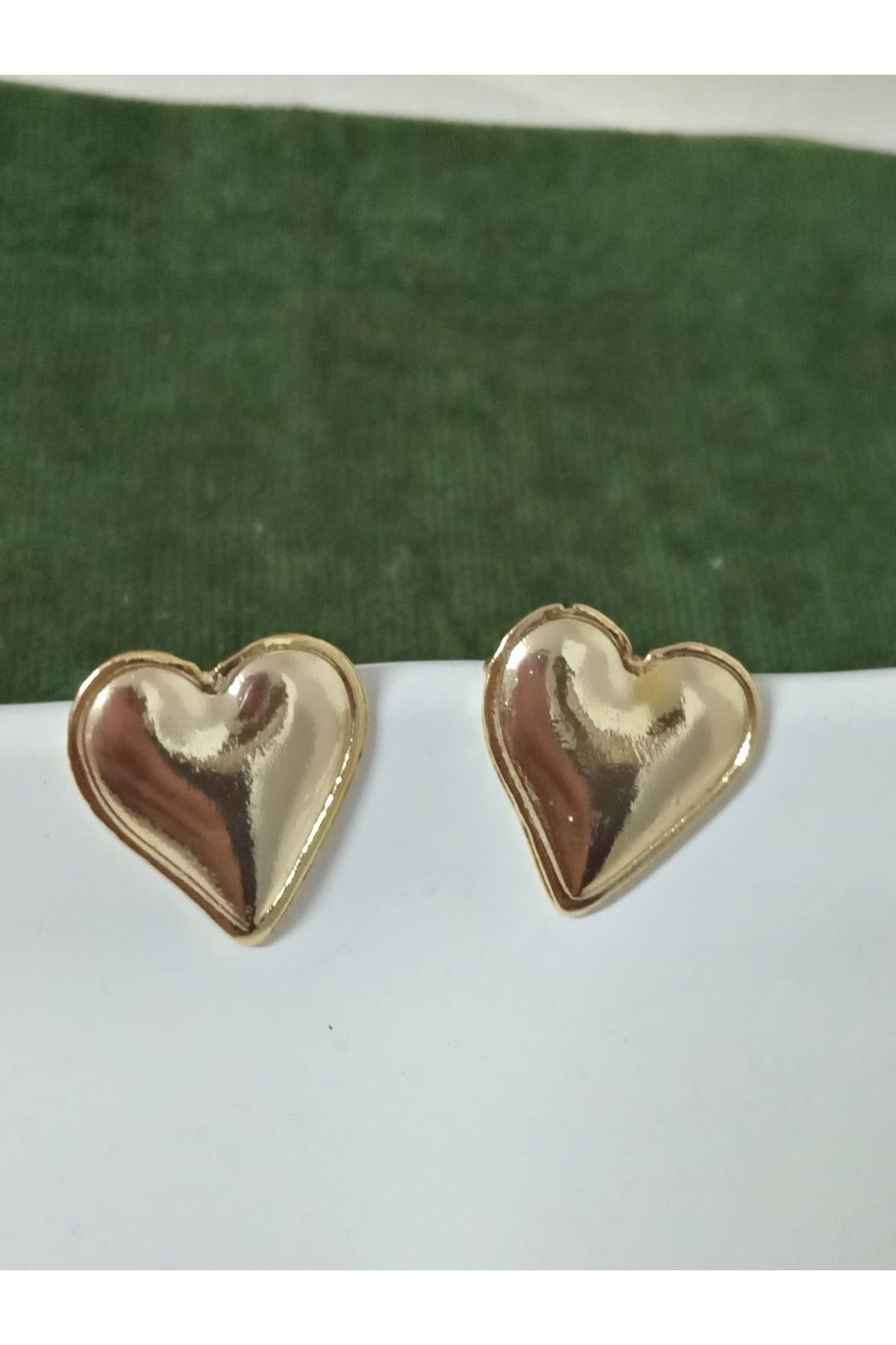 Gold Küçük Hafif Kalp Kadın Küpe