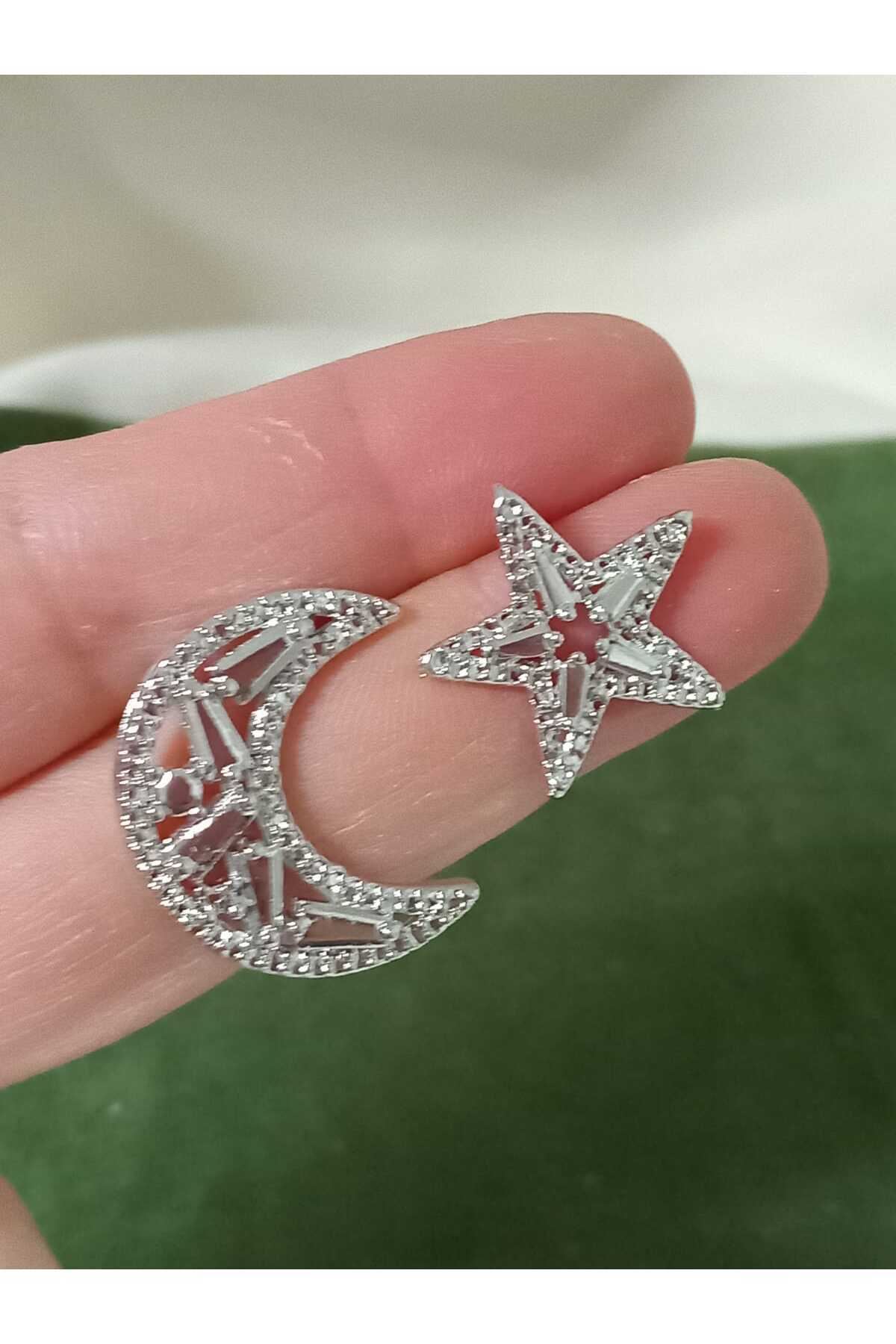 Gümüş Ay Yıldız Kadın Küpe