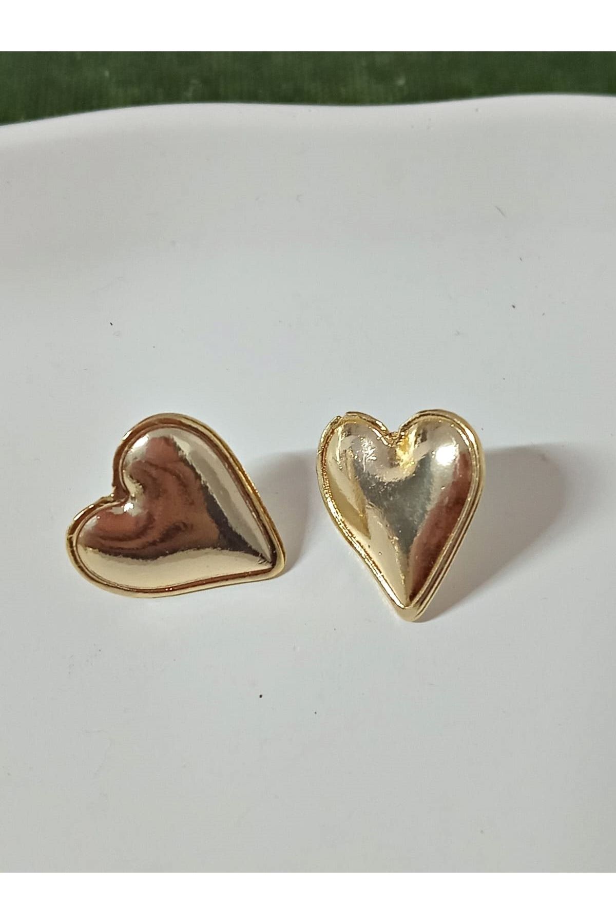 Gold Küçük Hafif Kalp Kadın Küpe