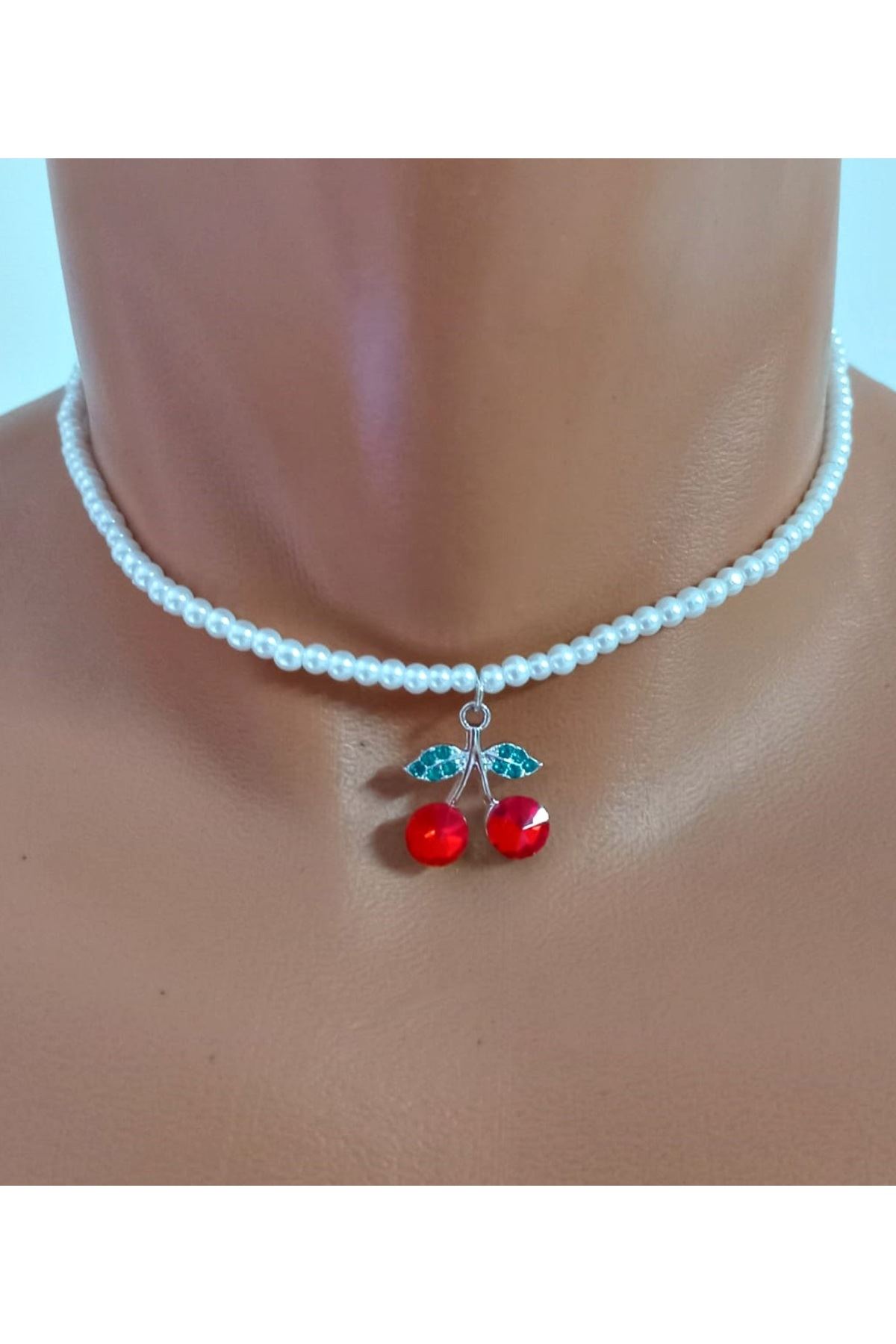 Kiraz Sallantılı Suni İncili Choker Kolye