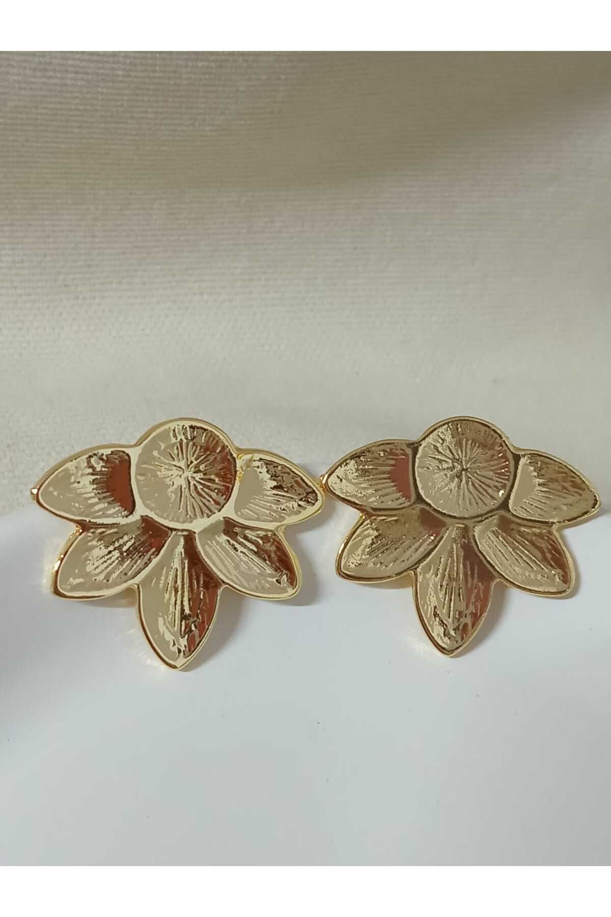 Gold Yarım Çiçek Şık Hafif Kadın Küpe