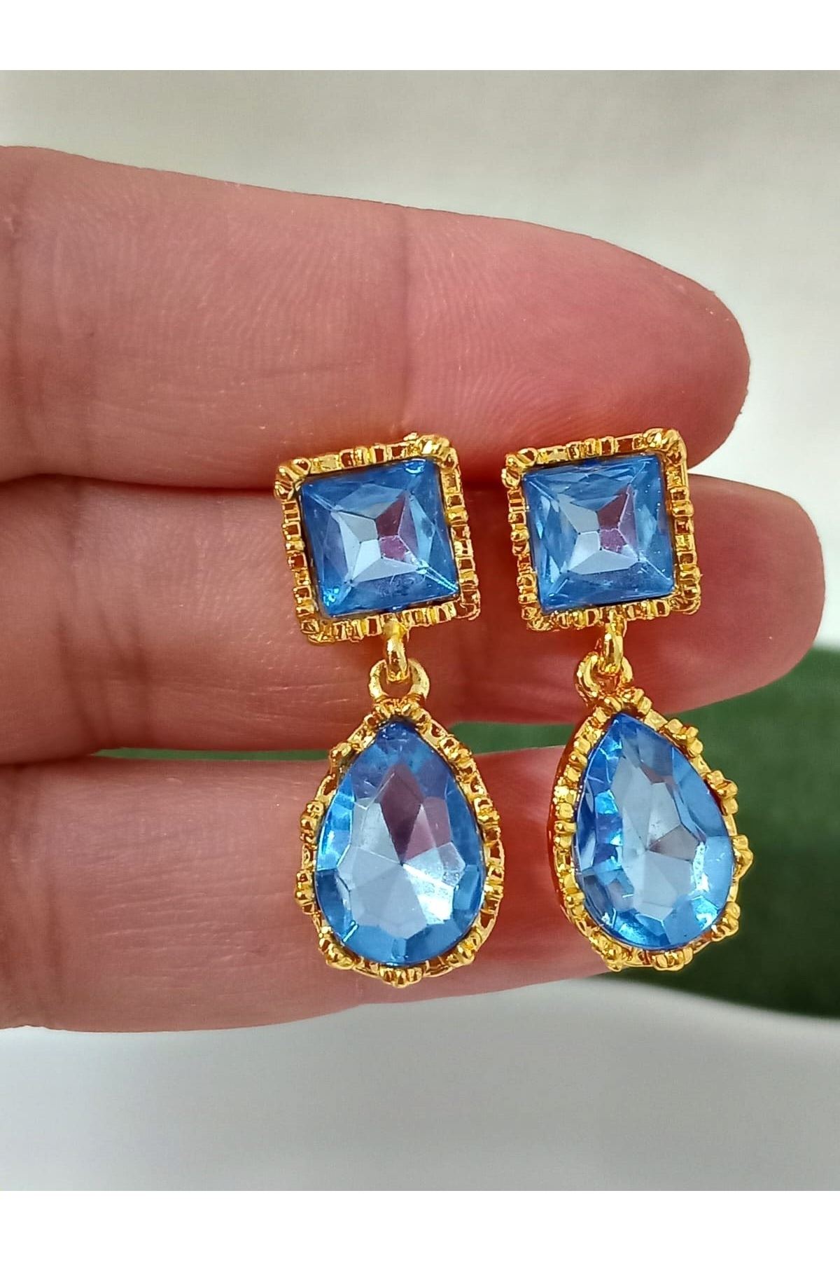Mavi Taşlı Gold Kadın Küpe