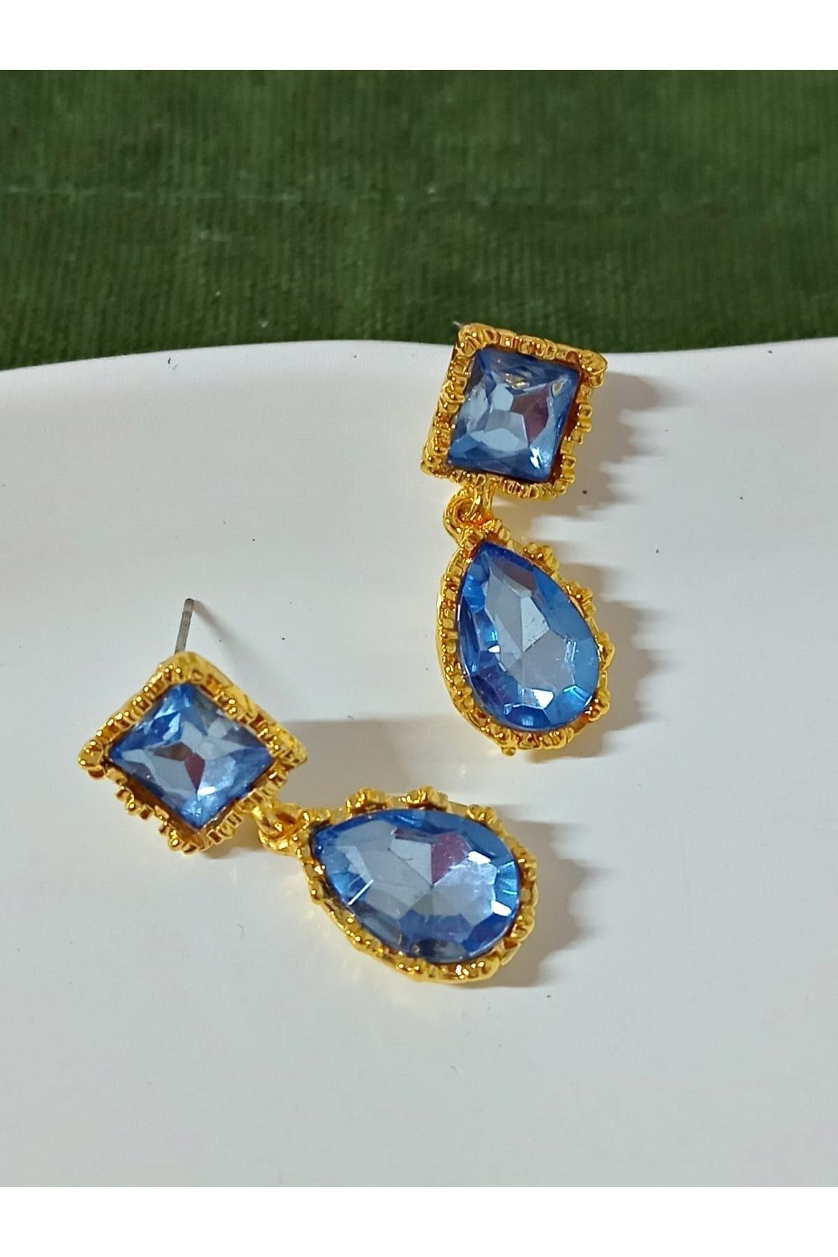 Mavi Taşlı Gold Kadın Küpe