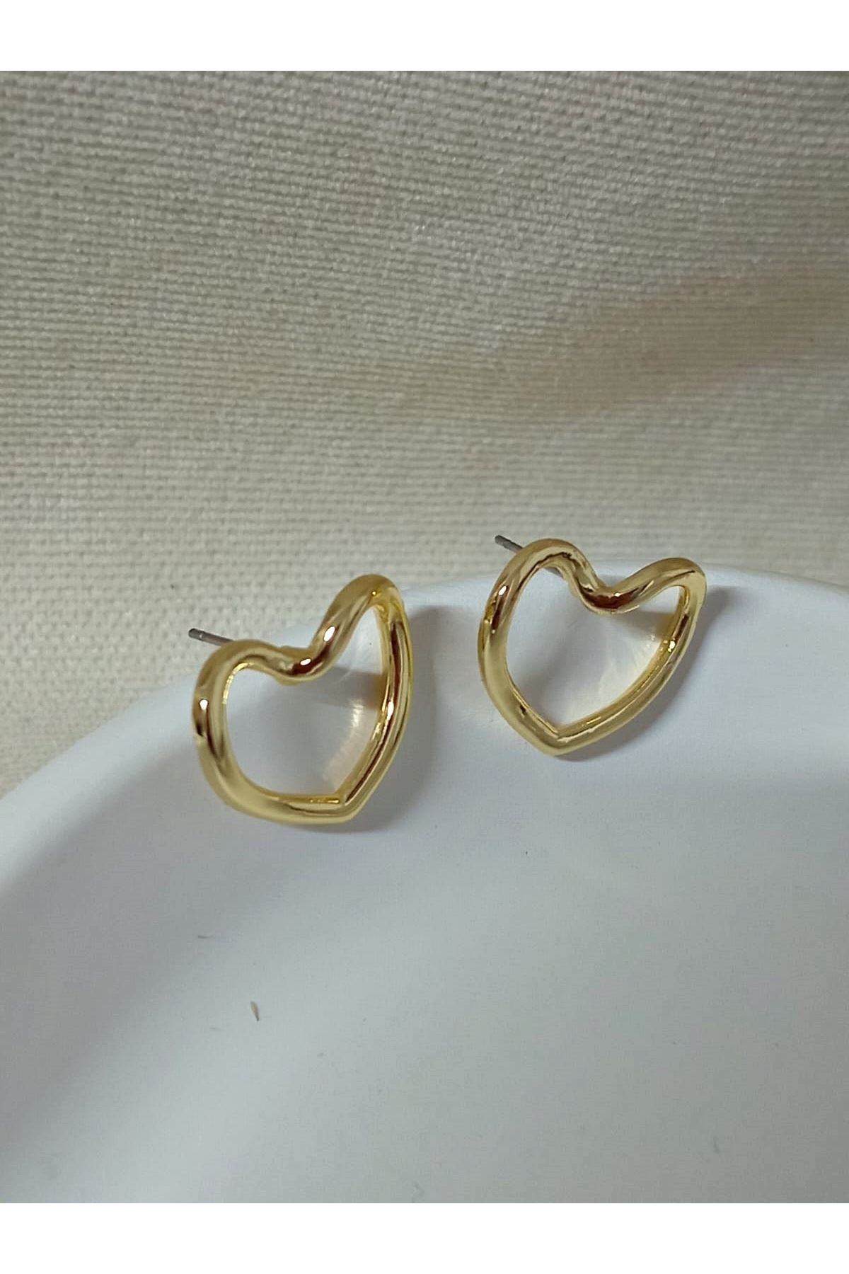 Gold Küçük Dalgalı Şık Kalp Kadın Küpe