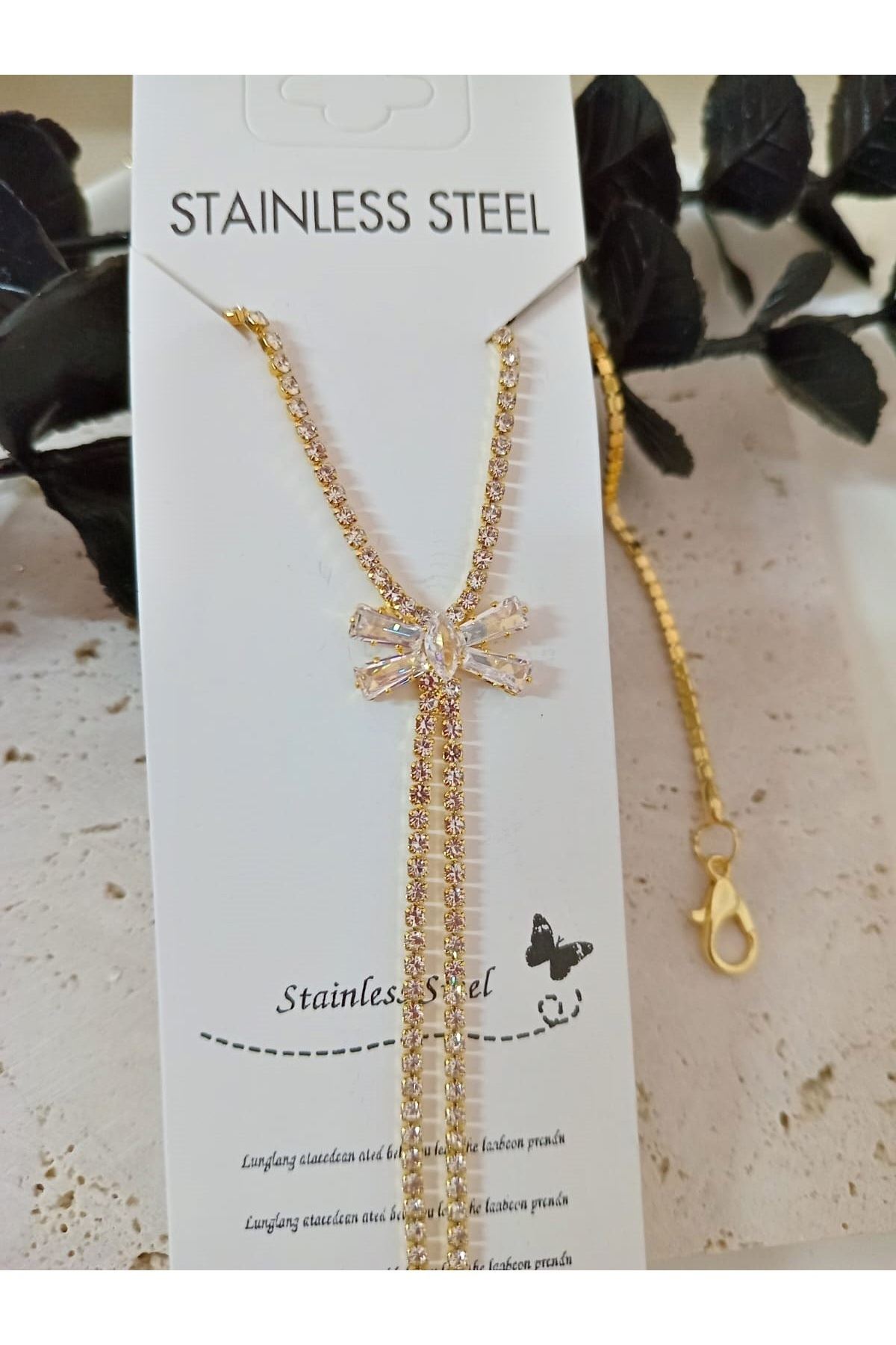 Gold Fiyonklu Zirkon Taşlı Zarif Y Kolye
