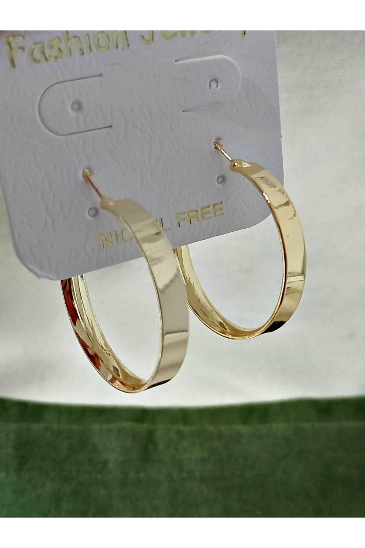 Gold 3cm Halka Şık Kadın Küpe, Geniş