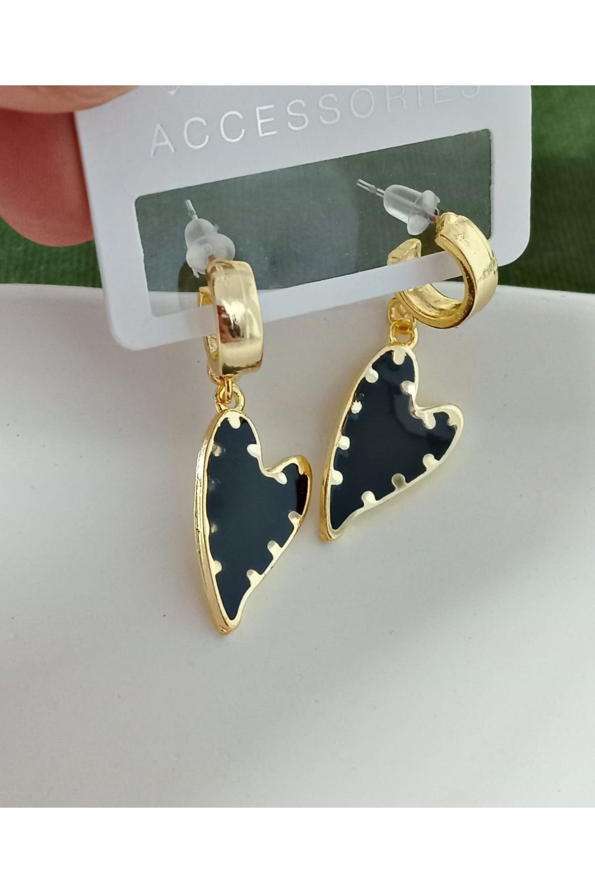 Gold Siyah Kalp Kadın Küpe