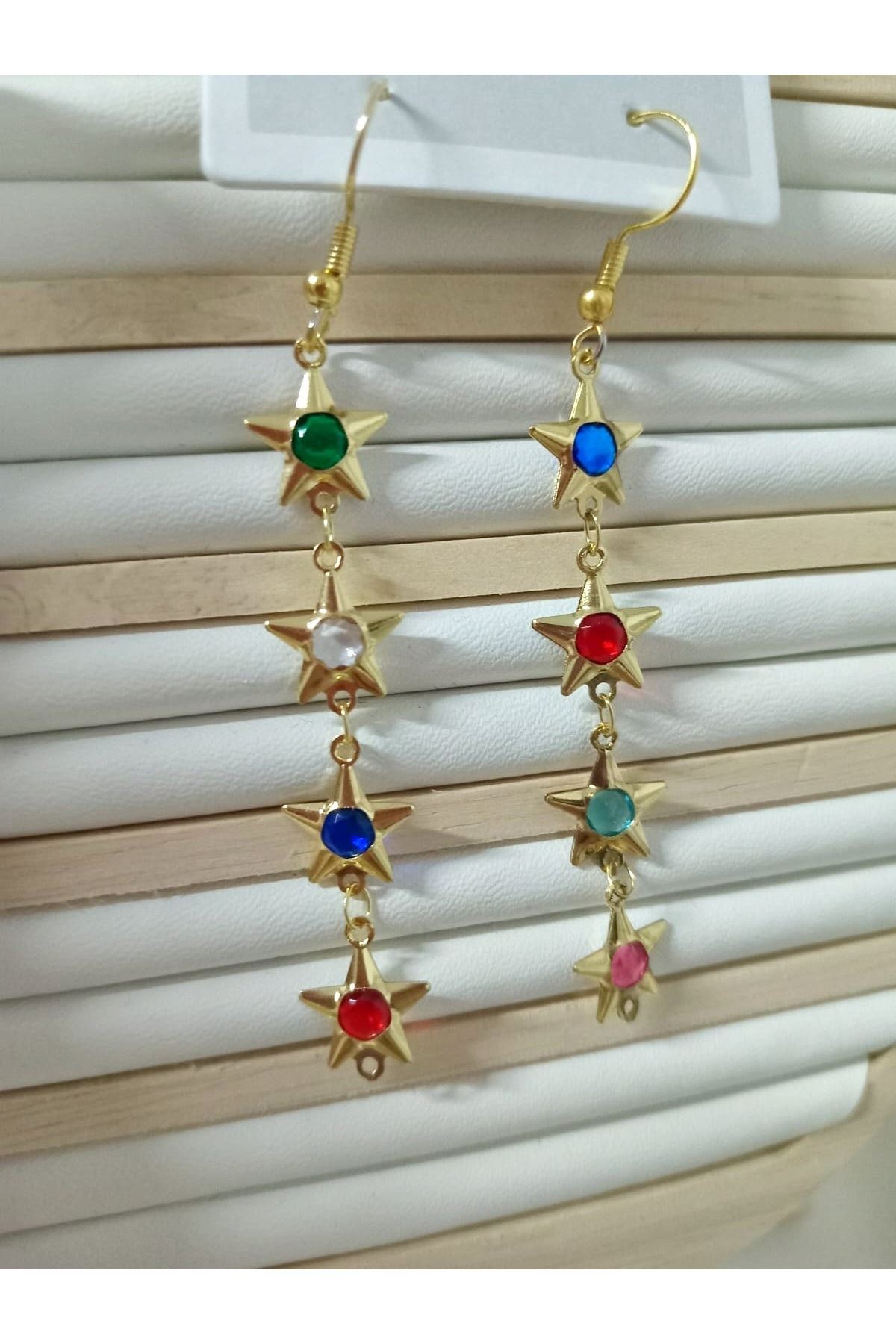 Gold Yıldız Mix Taşlı Sallantılı Küpe