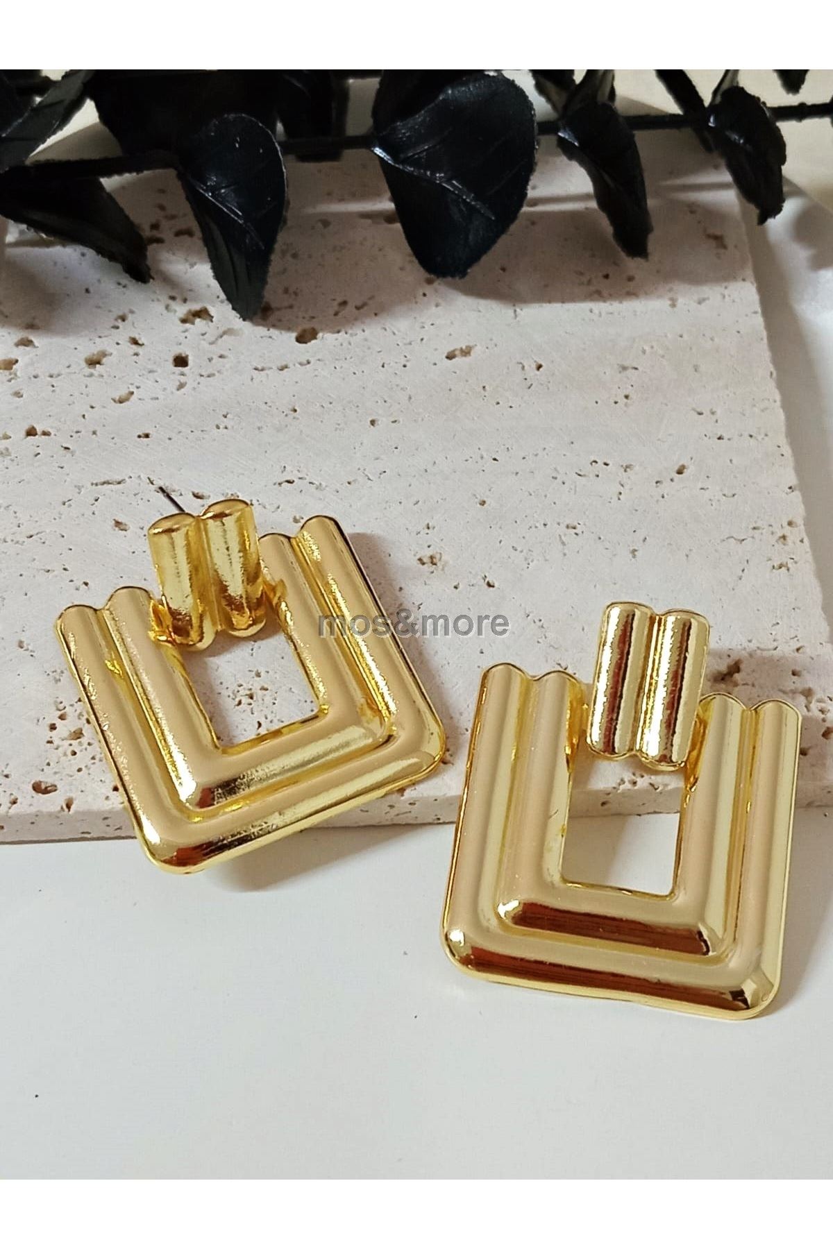 Marka Küpe, Gold Kare Plaka Şık Kadın Küpe