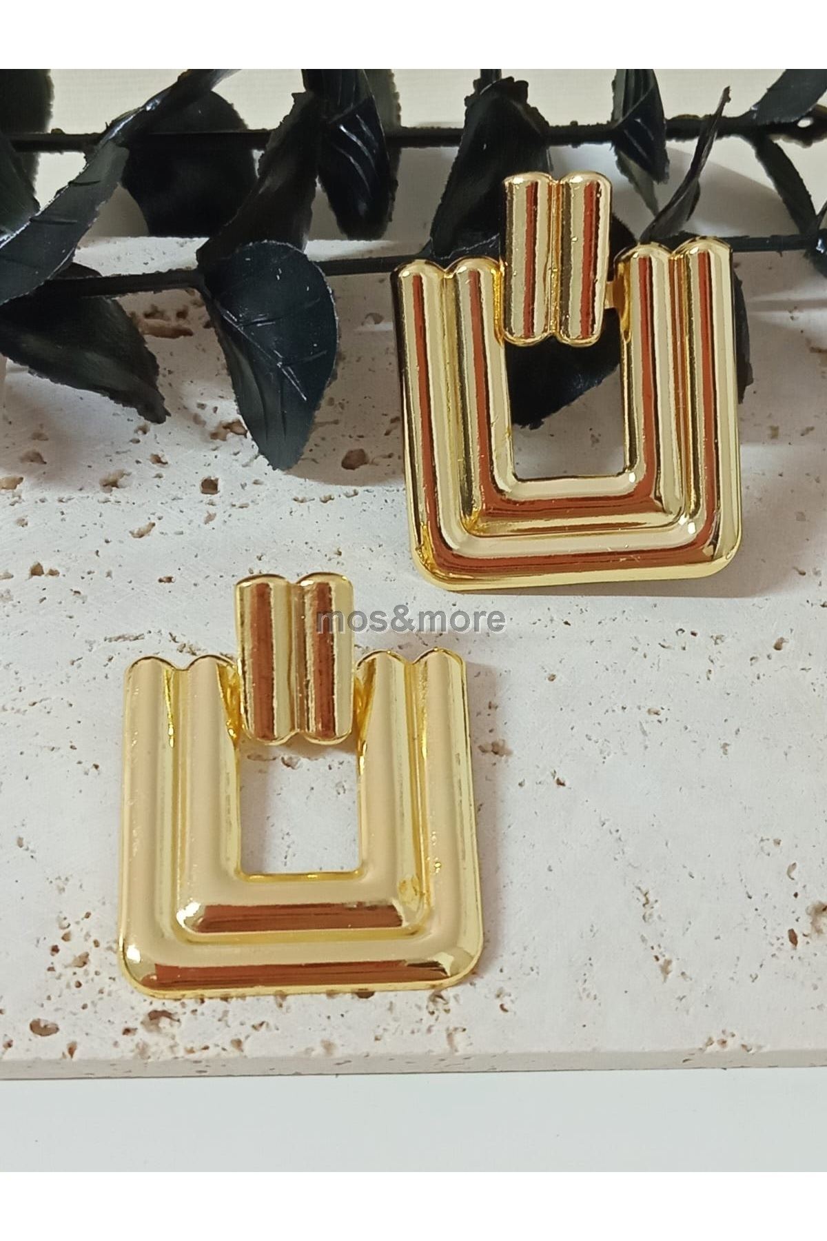 Marka Küpe, Gold Kare Plaka Şık Kadın Küpe