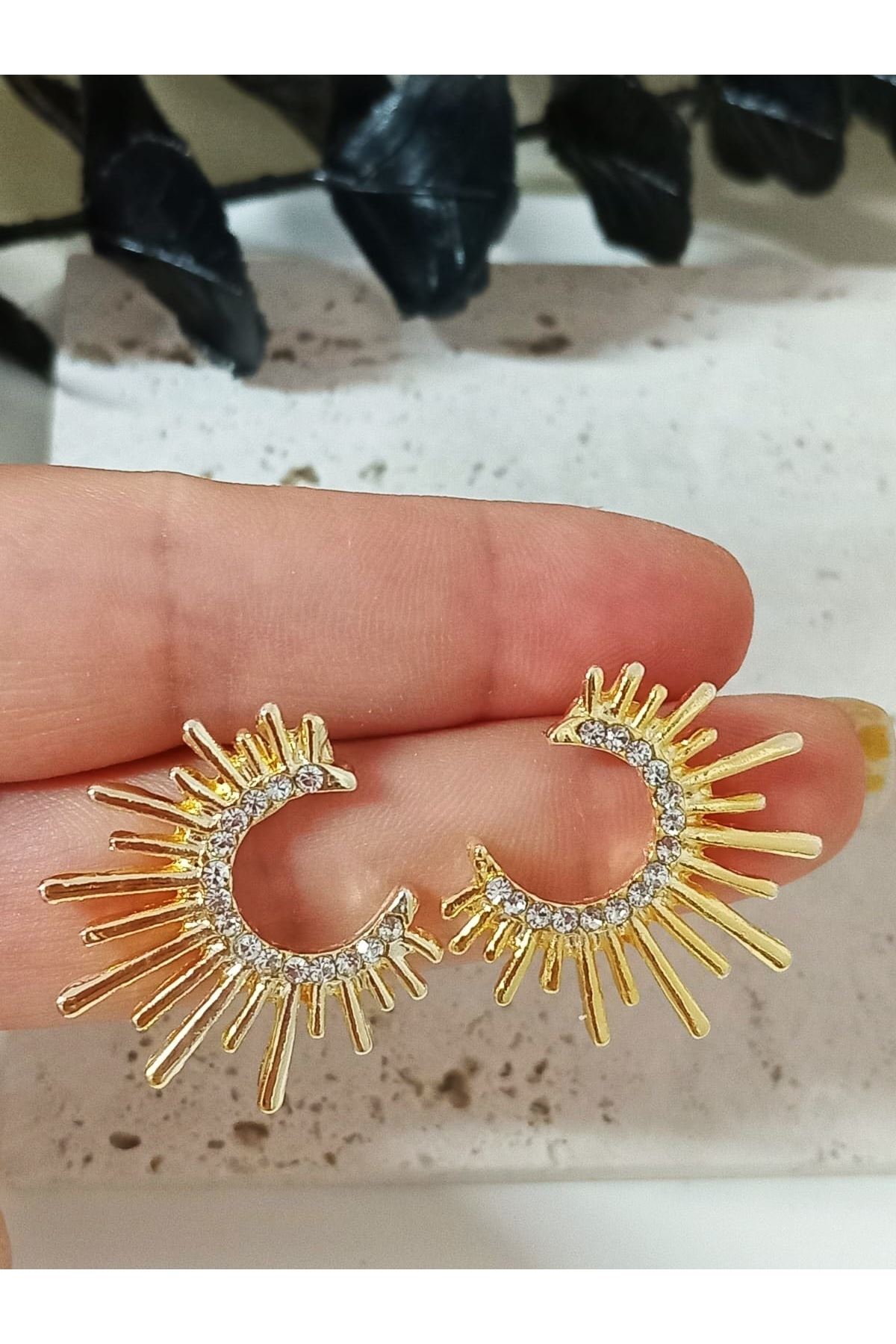 Gold Taşlı Güneş Kadın Küpe