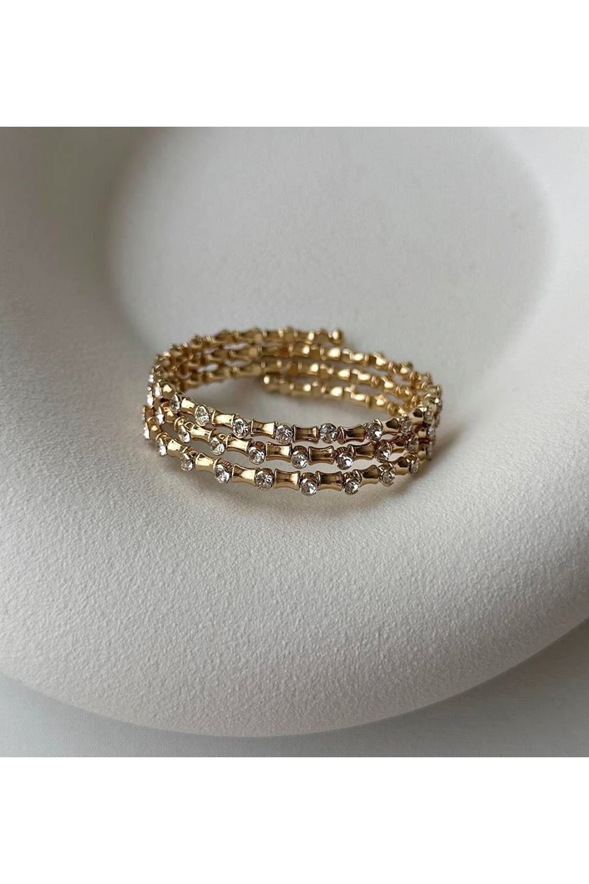 Gold Taşlı Dolamalı Kadın Bileklik