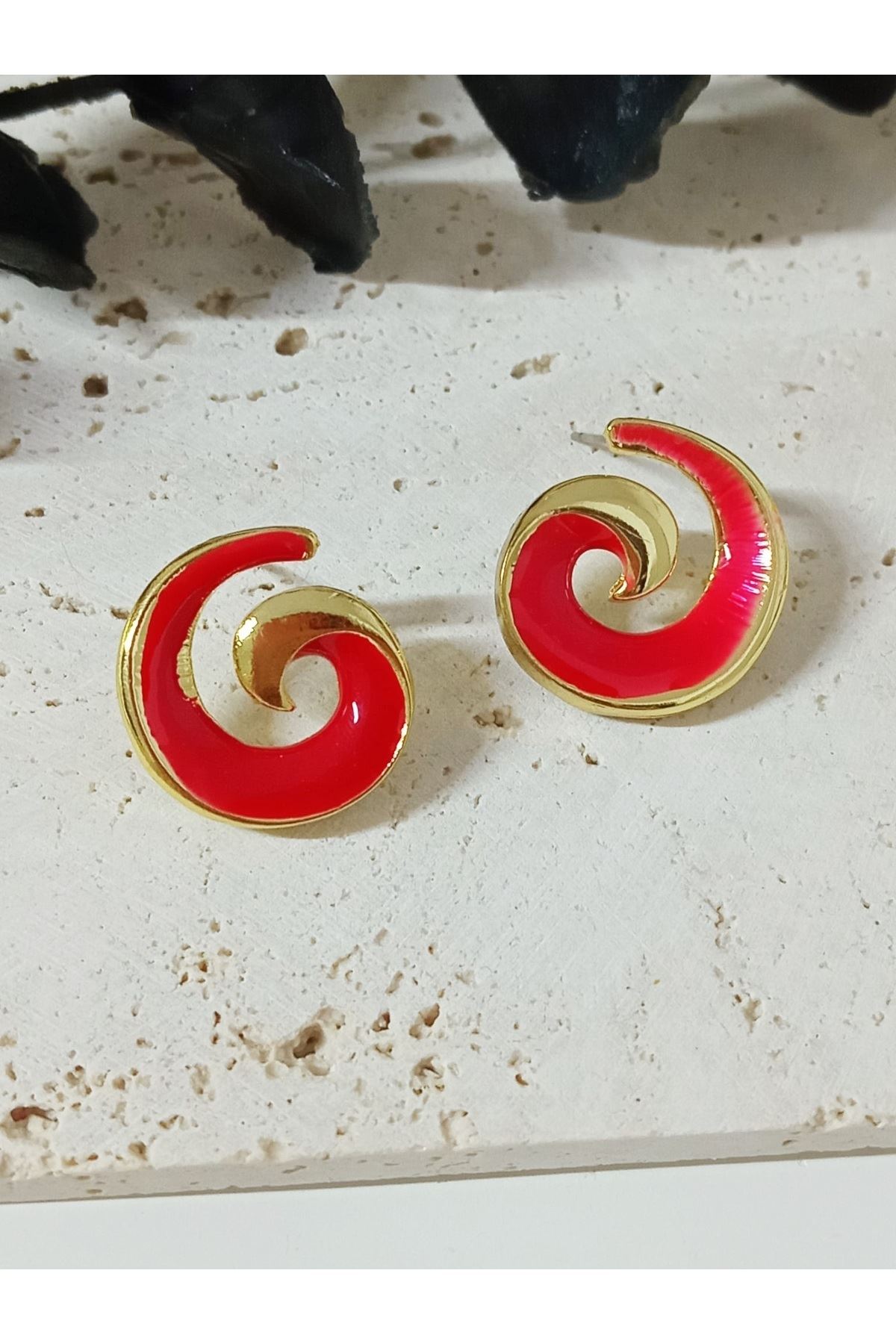 Bordo Gold Spiral Kadın Küpe