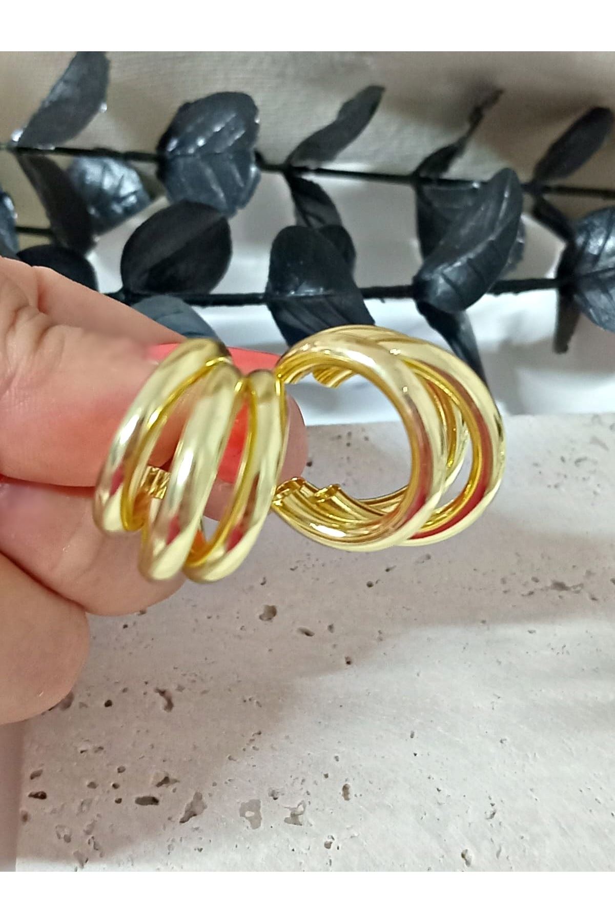Gold 3 lü Halka Trend Küçük Boy Kadın Küpe