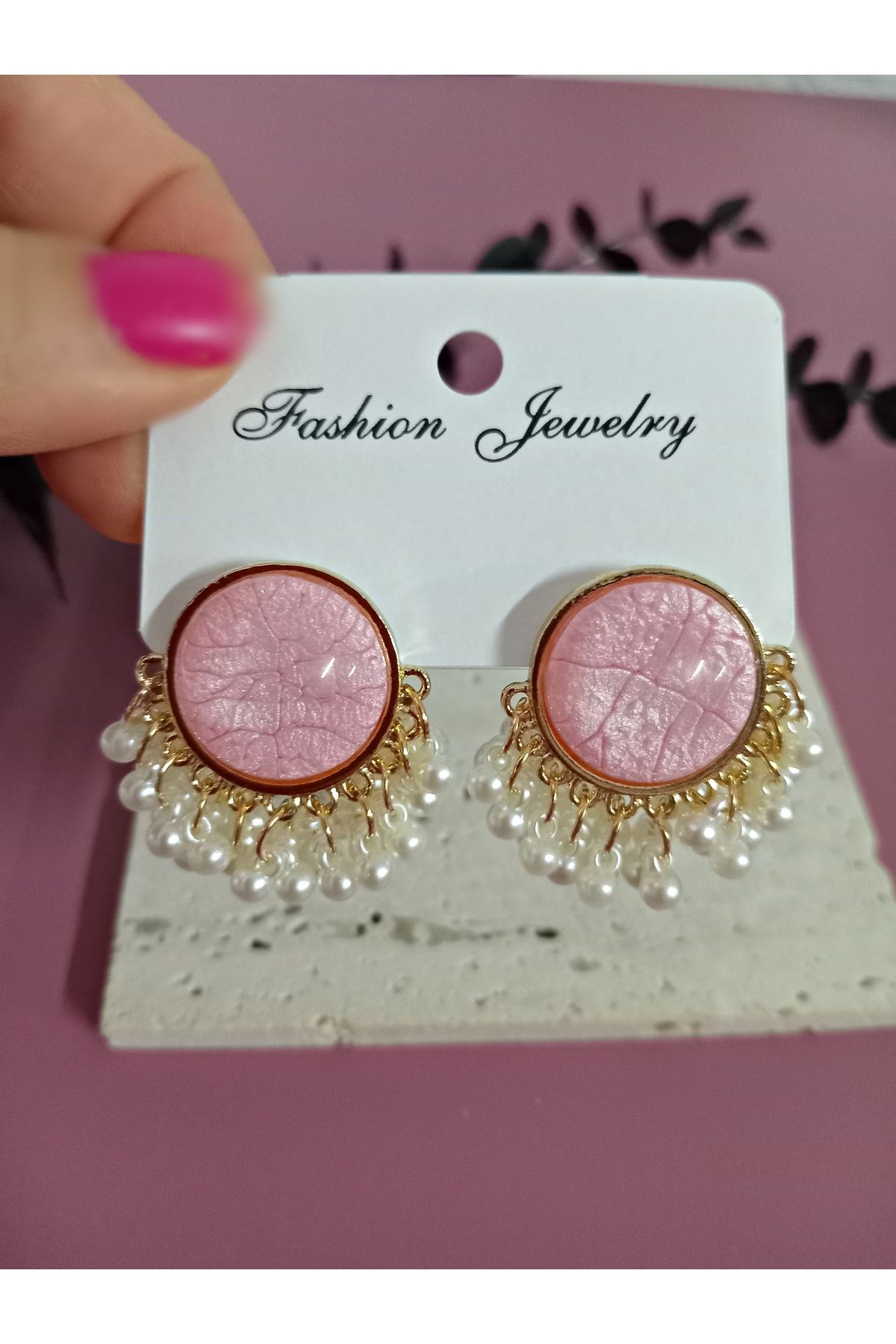 Pembe İncili Hafif Kadın Küpe