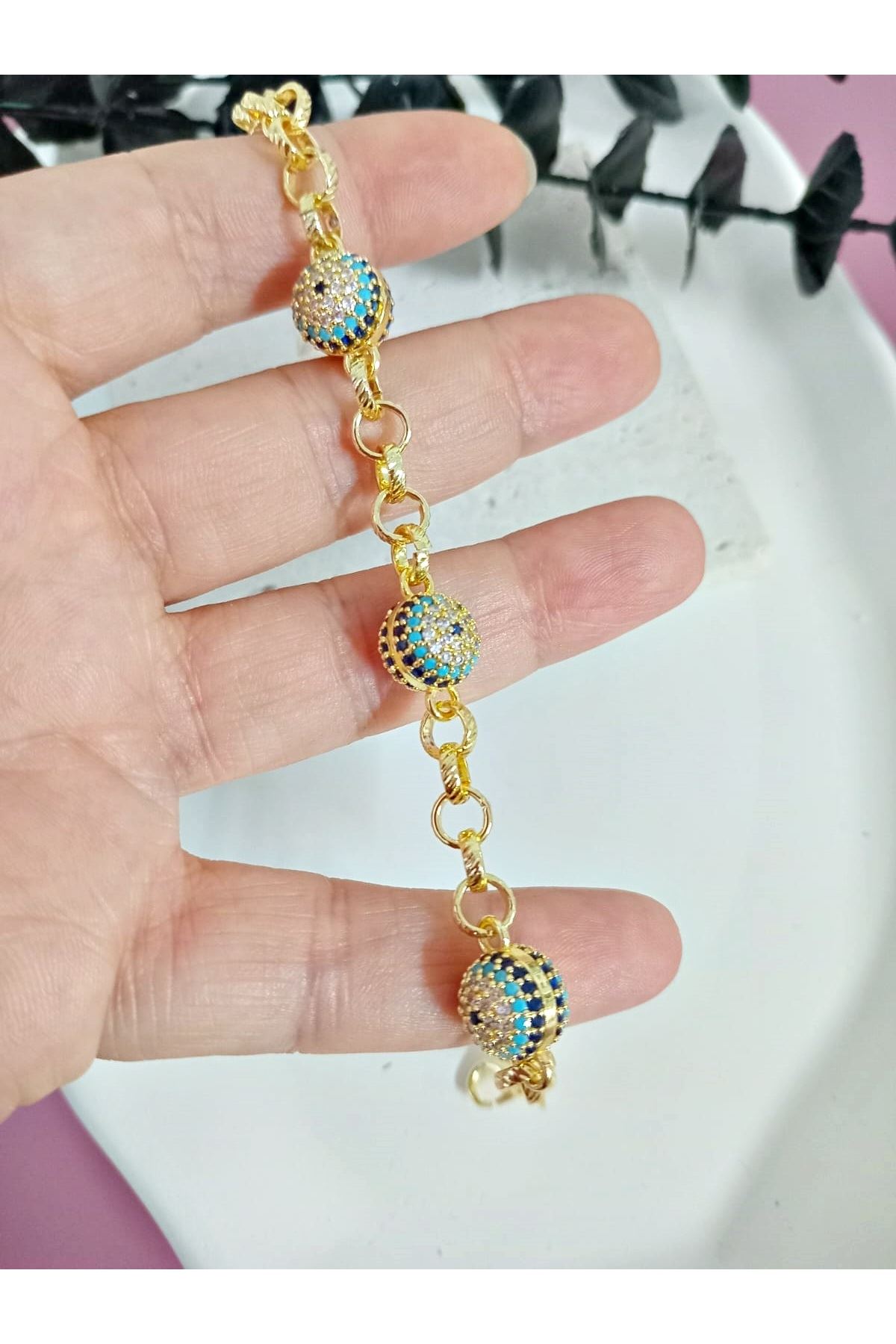Gold Nazarlı Bileklik, Bilezık