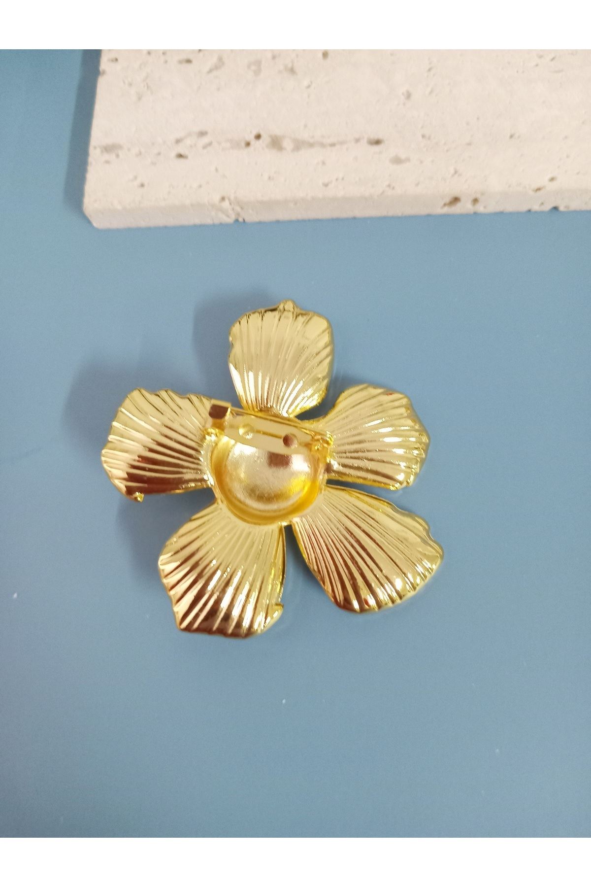Gold Çiçek Flower Şık Broş