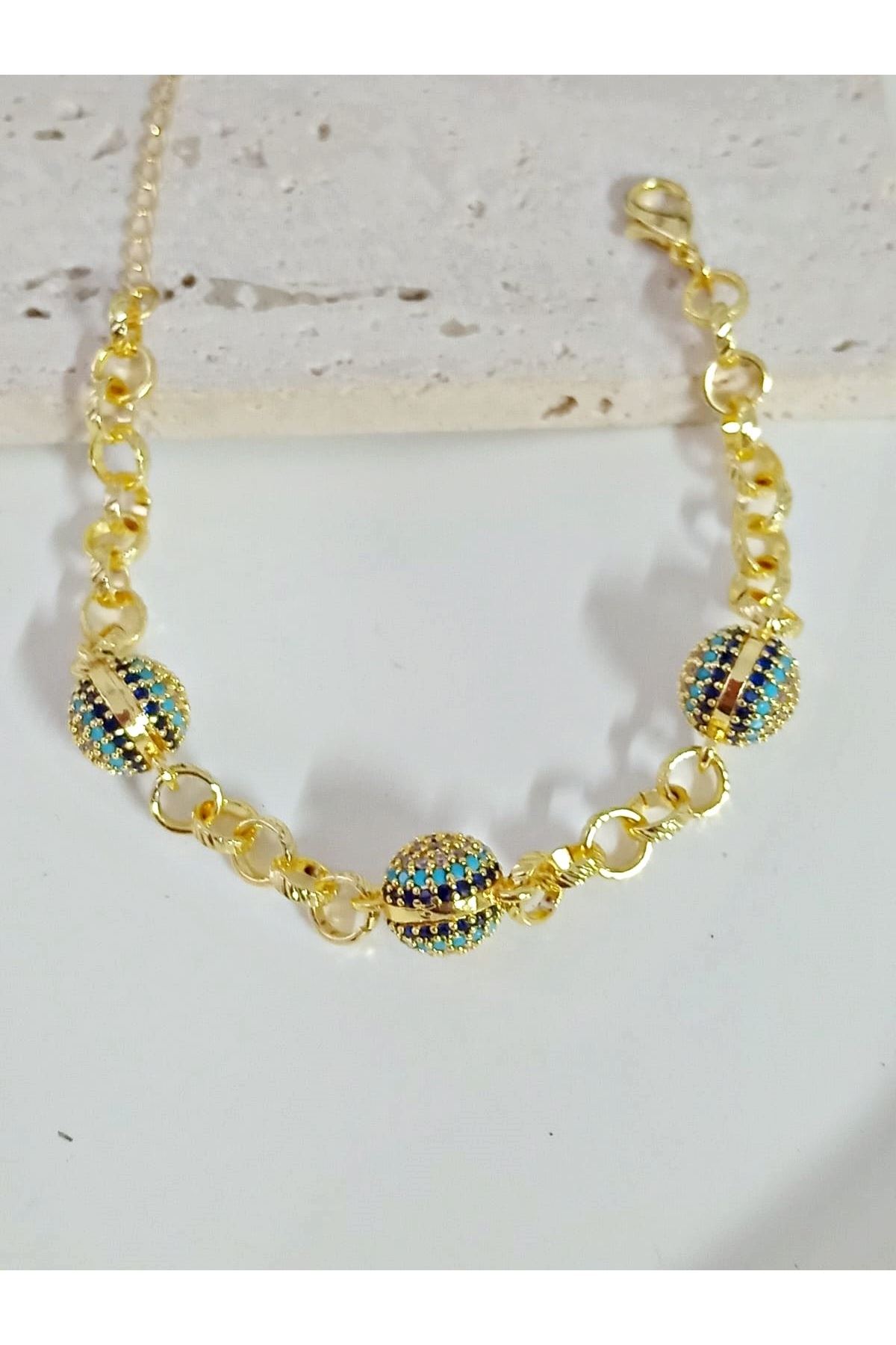 Gold Nazarlı Bileklik, Bilezık