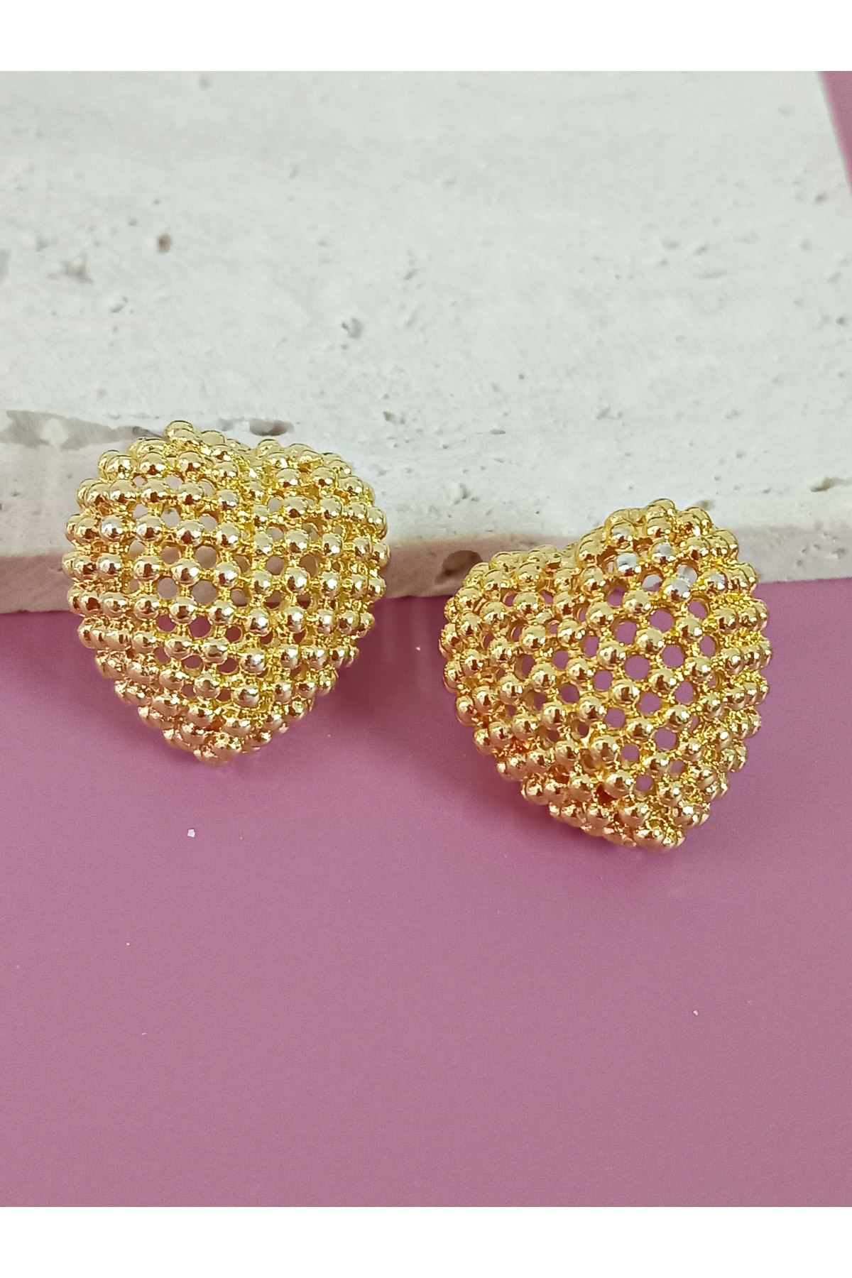 Gold Kalp Hafif Kadın Küpe
