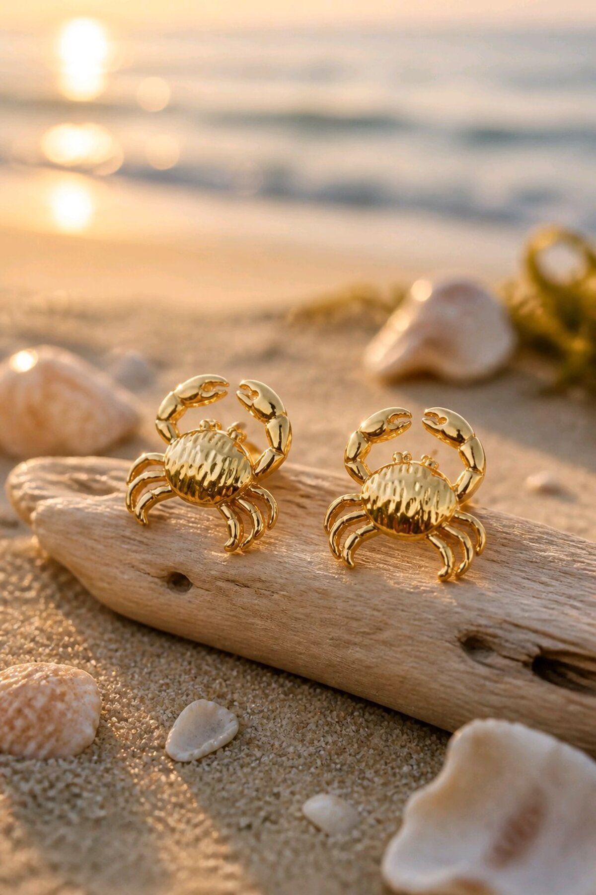 Gold Yengeç Hafif Küpe