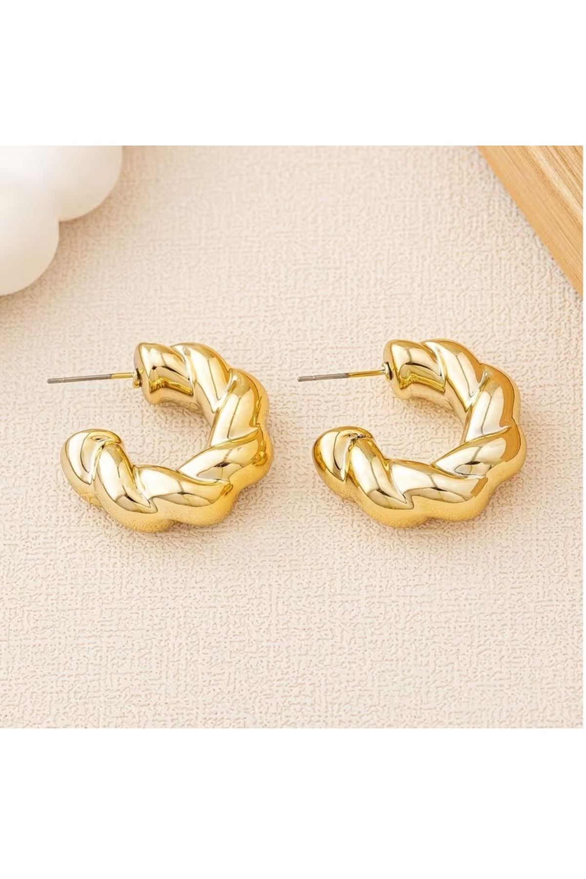 Gold Kalın Burgulu Halka Küpe