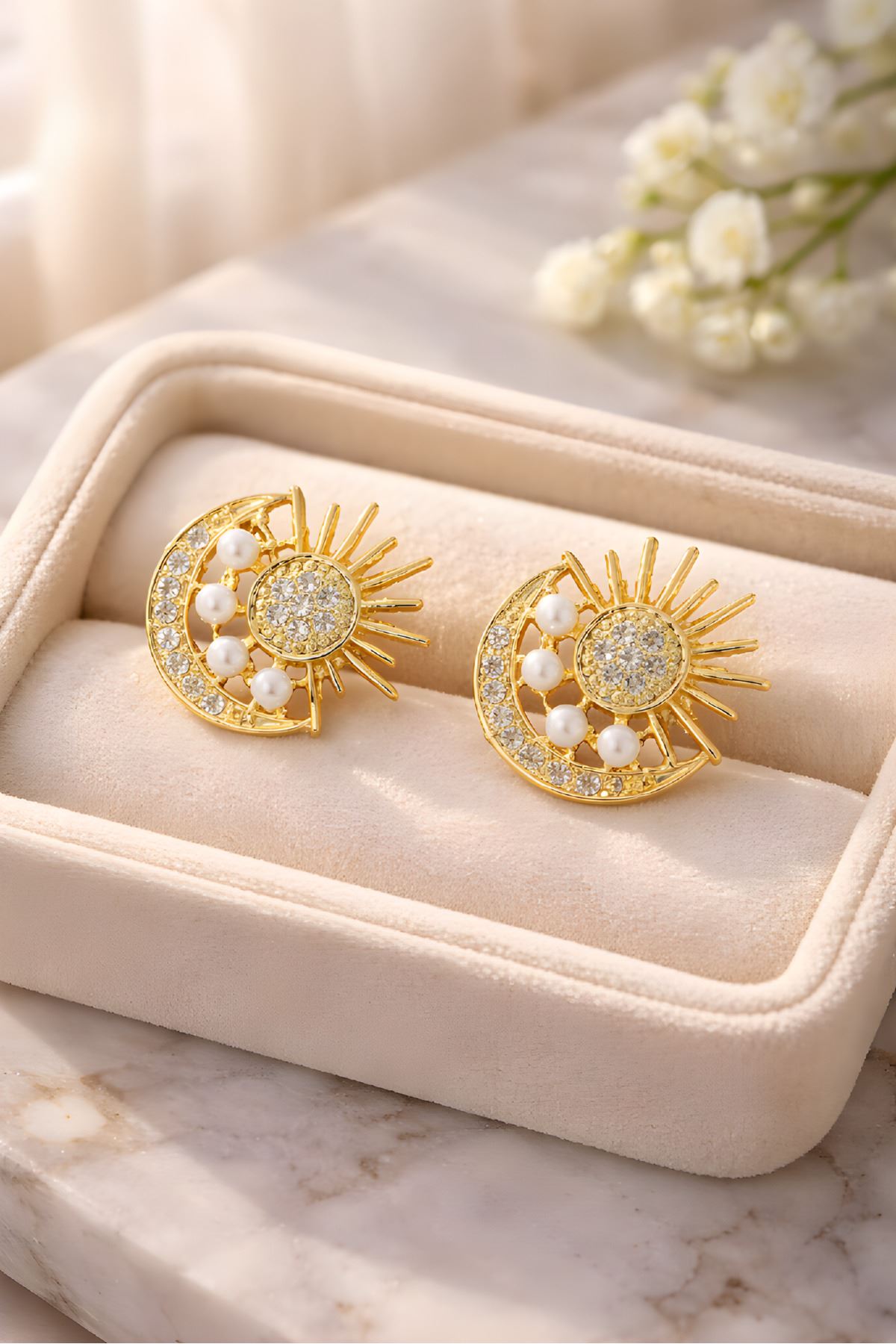 Gold İncili Ay Güneş Küpe