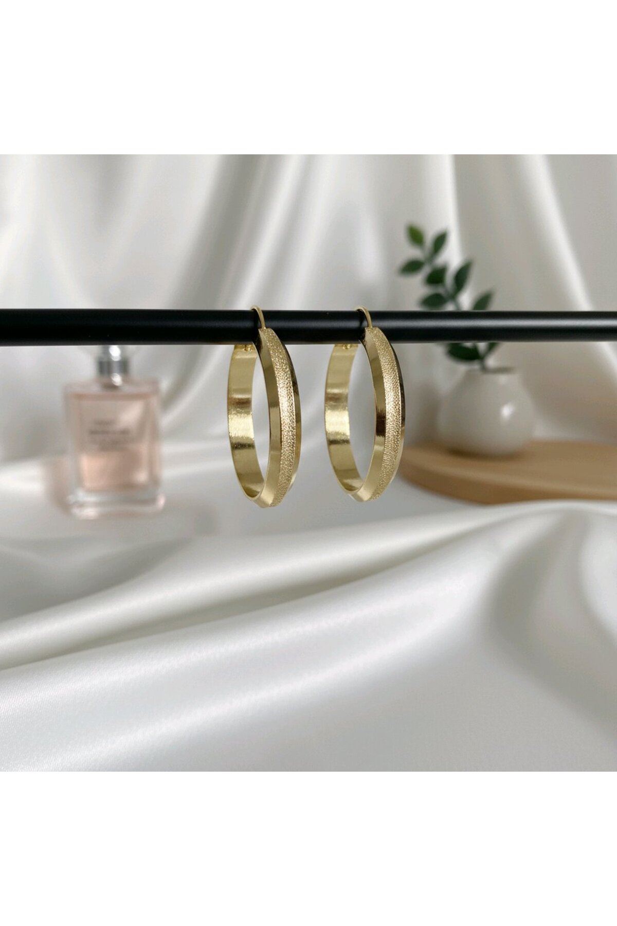 Gold 3cm Dokulu Halka Küpe