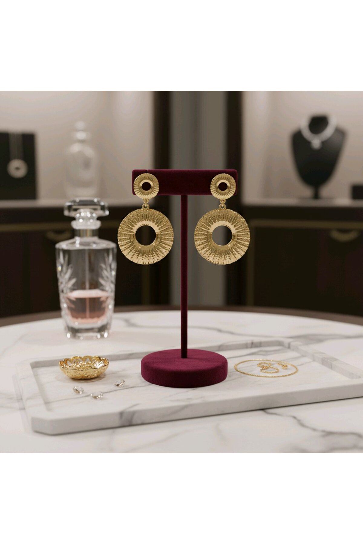 Gold Sallantılı Çember Küpe