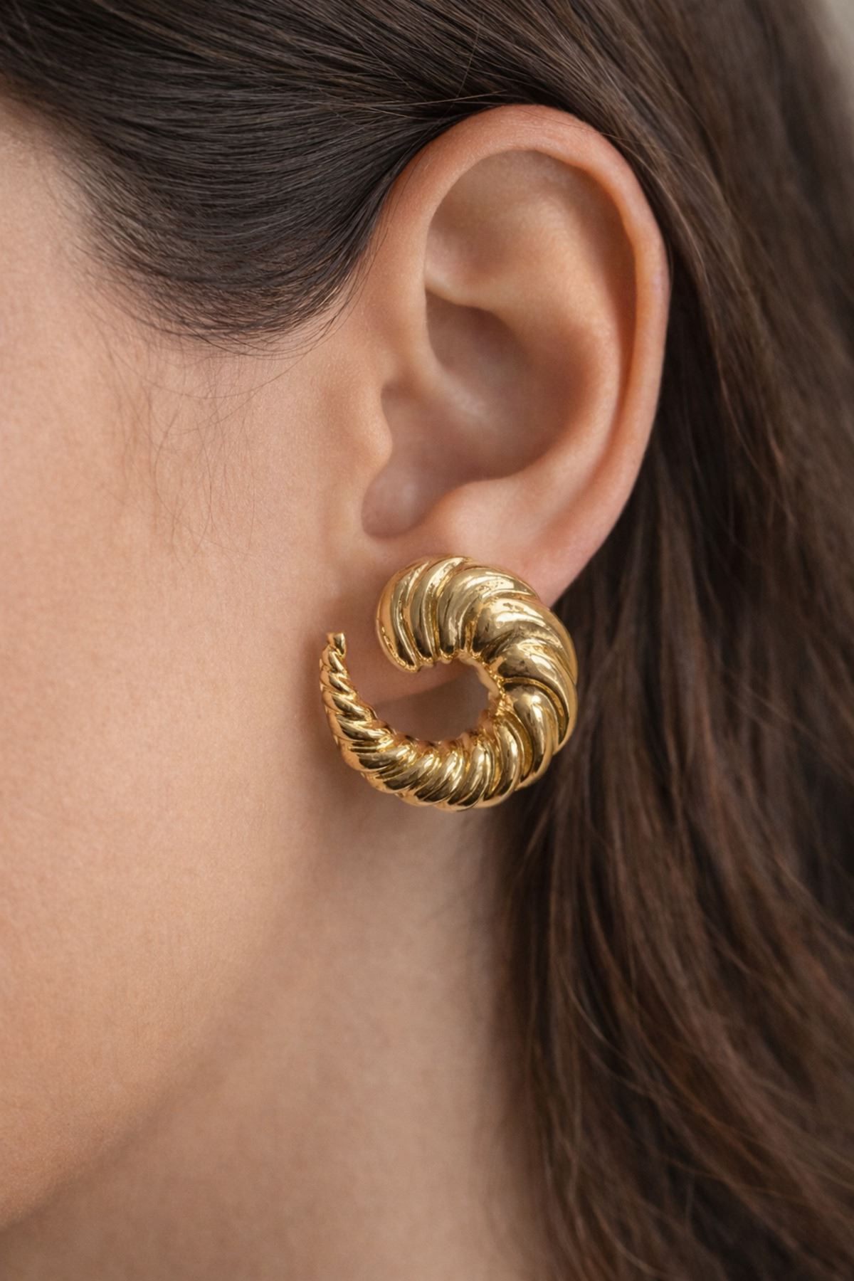 Gold Spiral Küpe