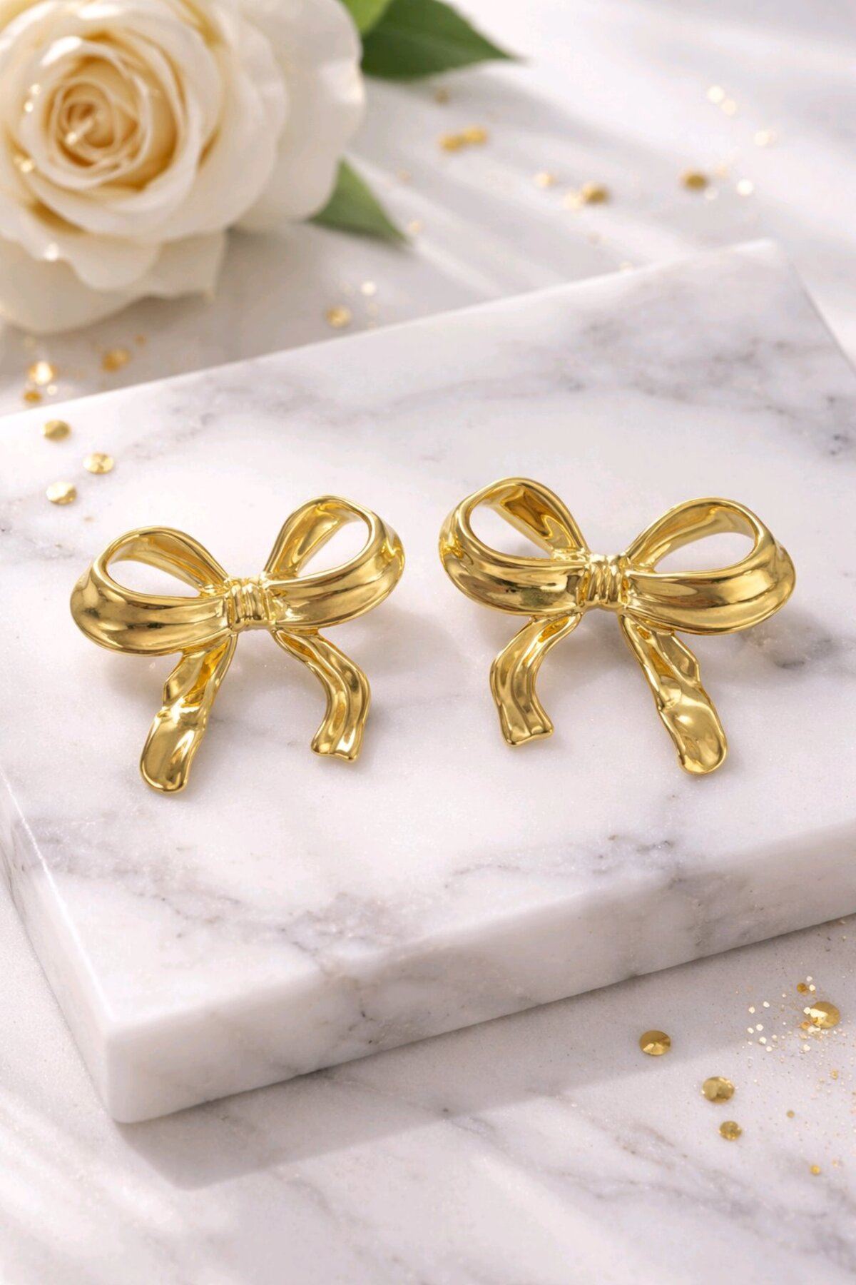 Gold Büyük Fiyonk Küpe, Çok Hafif
