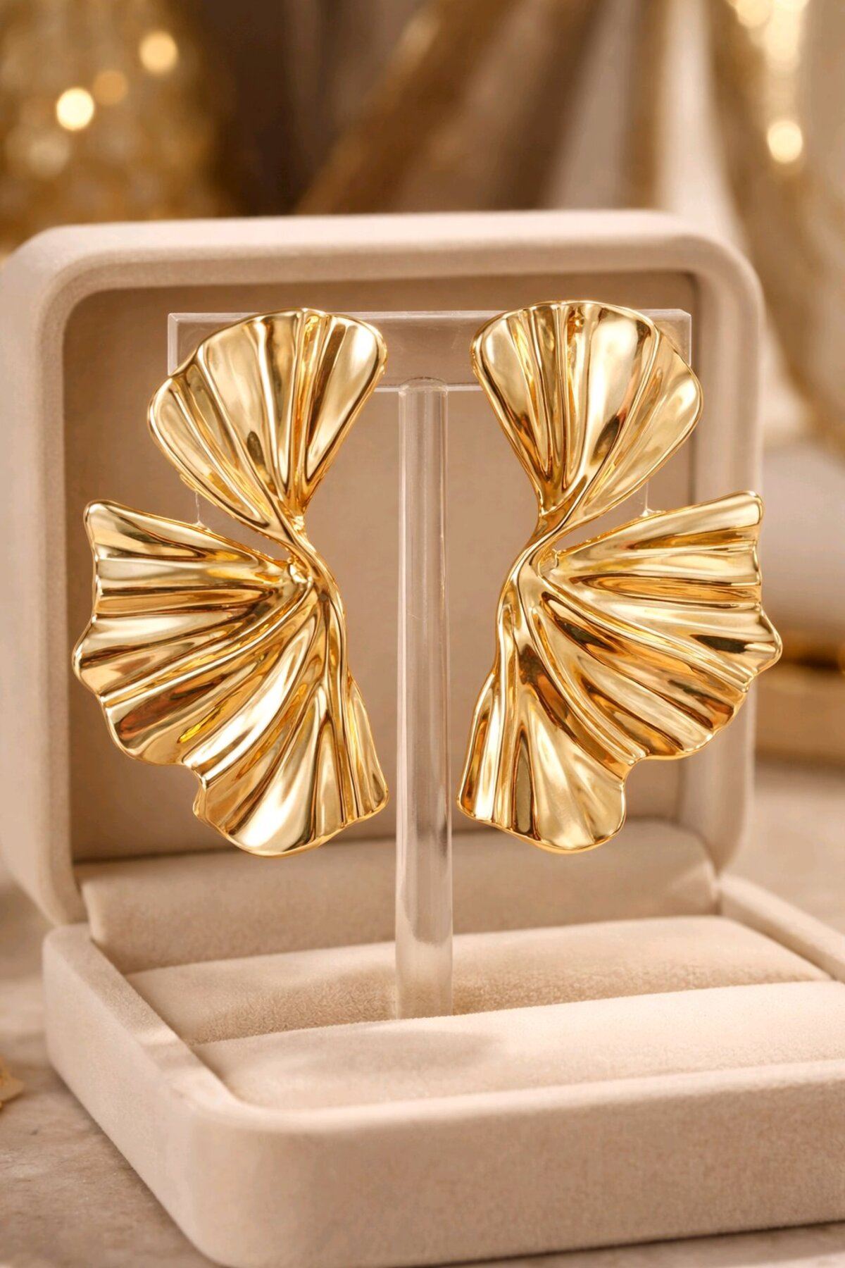 Gold Yarım Yaprak Küpe, Çok Hafif