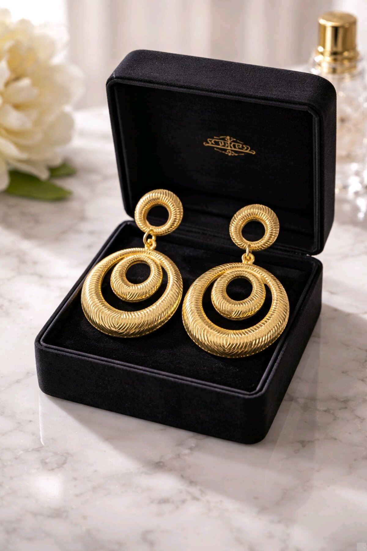 Gold Büyük Sallantılı Uzun Küpe, Çok Hafif