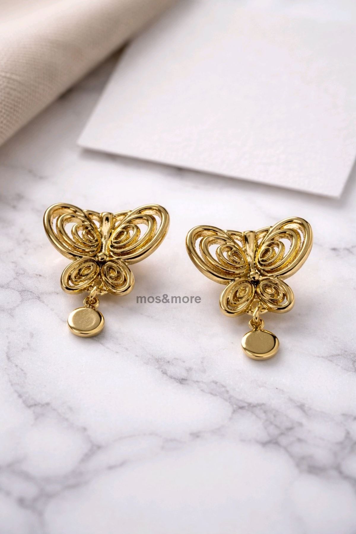 Masumiyet Müzesi Füsun Küpesi, Gold Kelebek Küpe